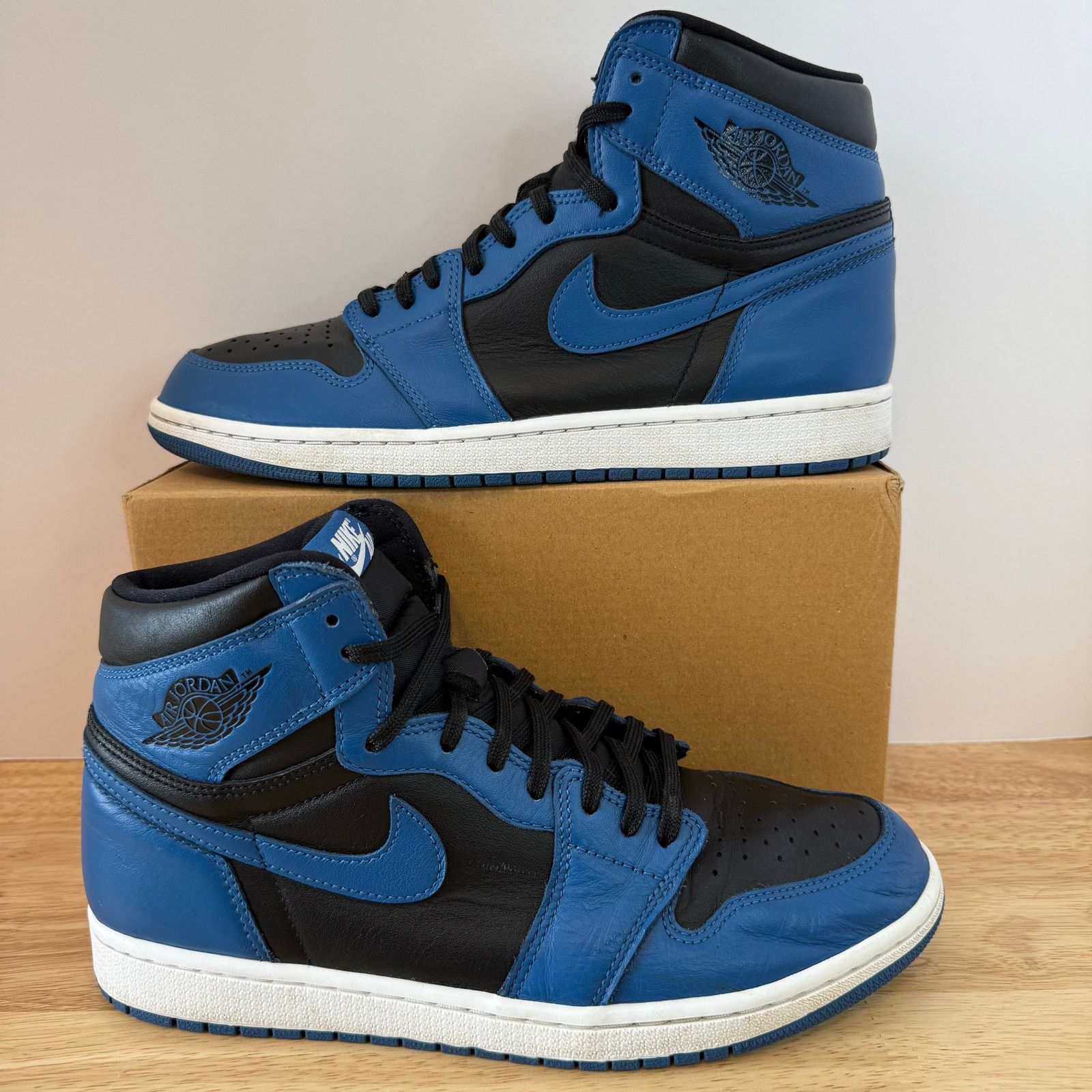 Jordan Brand Air Jordan 1 Retro High OG 'DarkMarina Blue' Men’s Size 10.5 Size US 10.5 / EU 43-44 - 1 Thumbnail