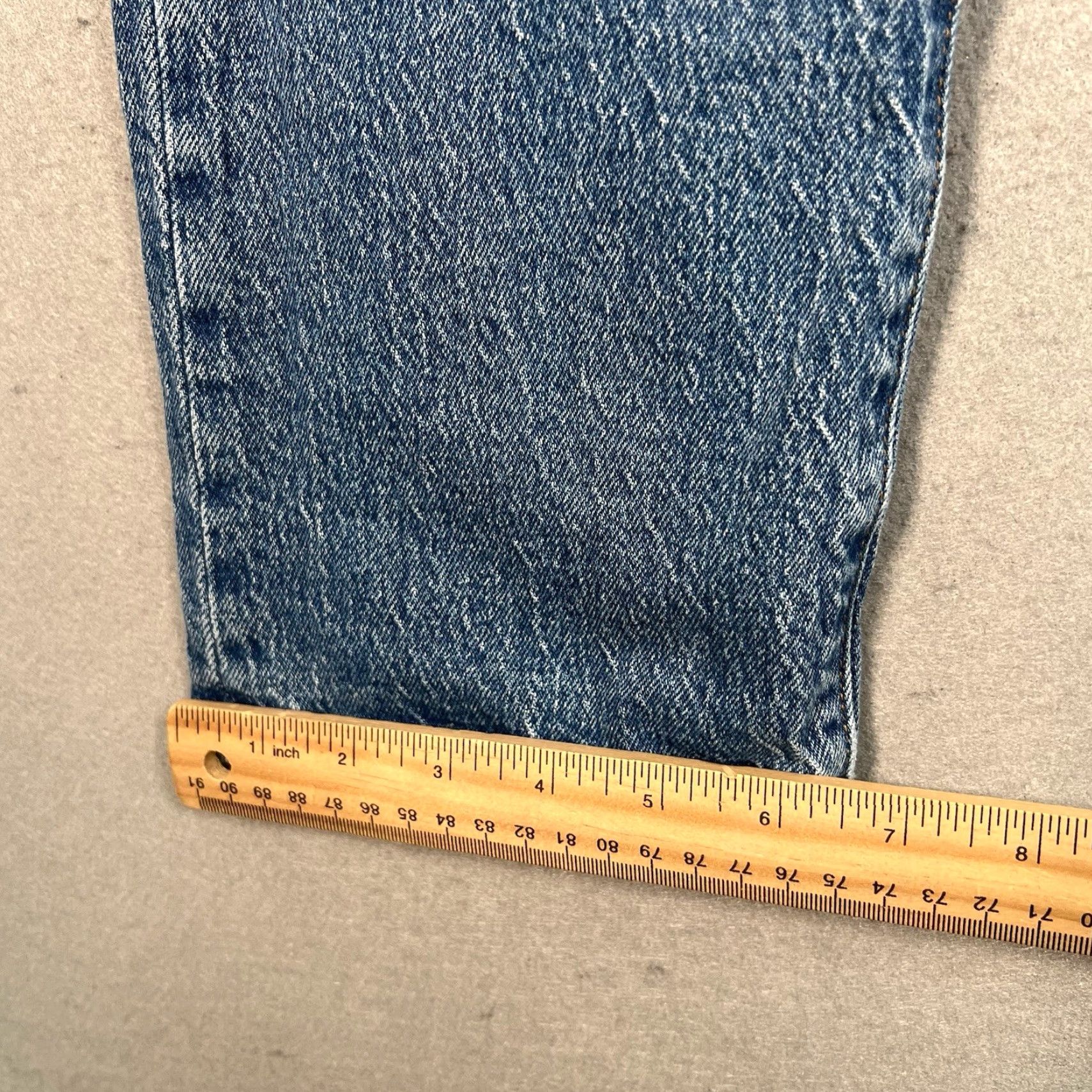 Denime Levis Jeans Womens Wedgie Straight Leg Jeans 27 Button Fly Medium Wash Denim Size 27" / US 4 / IT 40 - 6 Thumbnail