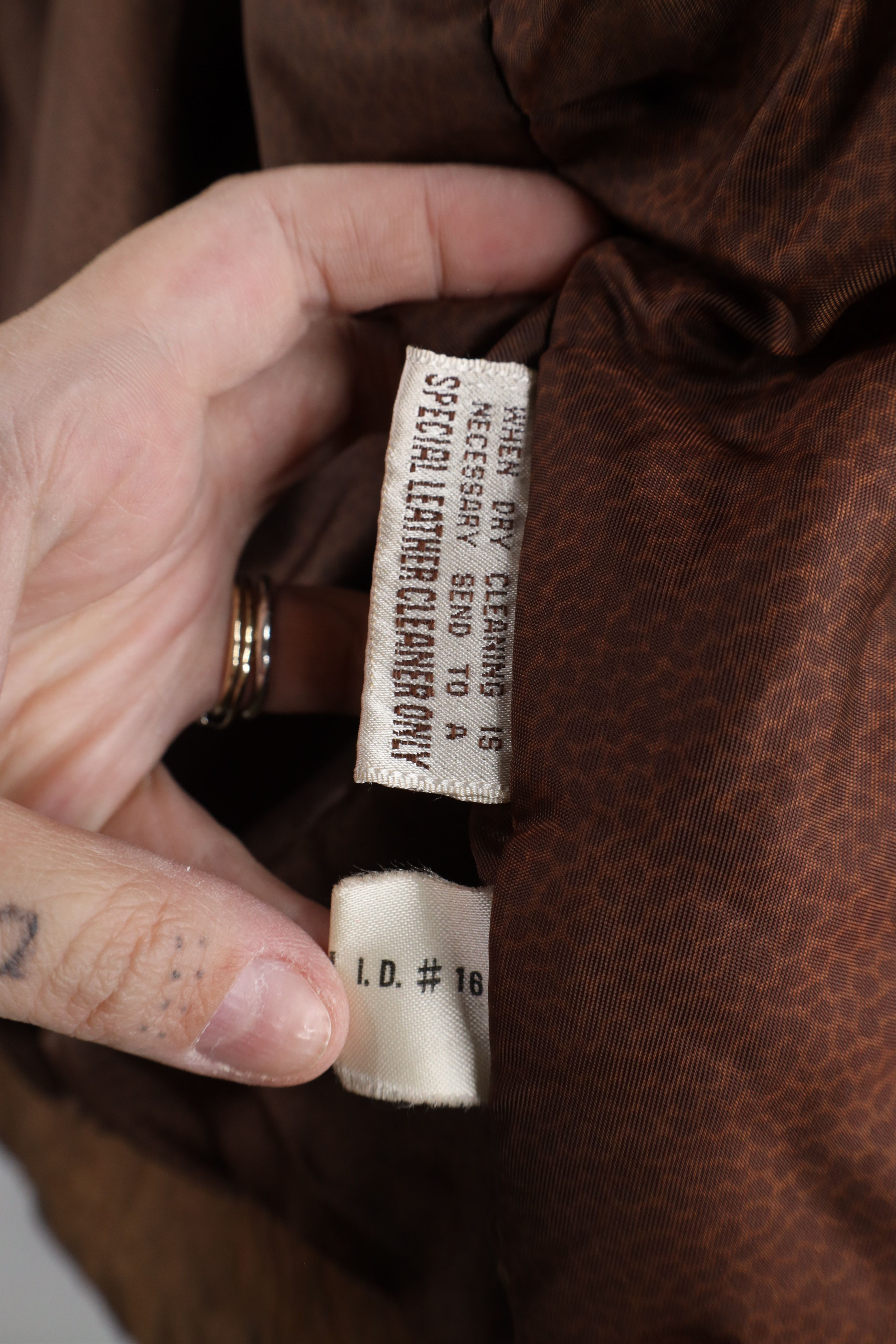 Vintage Vintage 90s Streetwear Button Leather Bomber Jacket Size L / US 10 / IT 46 - 10 Thumbnail