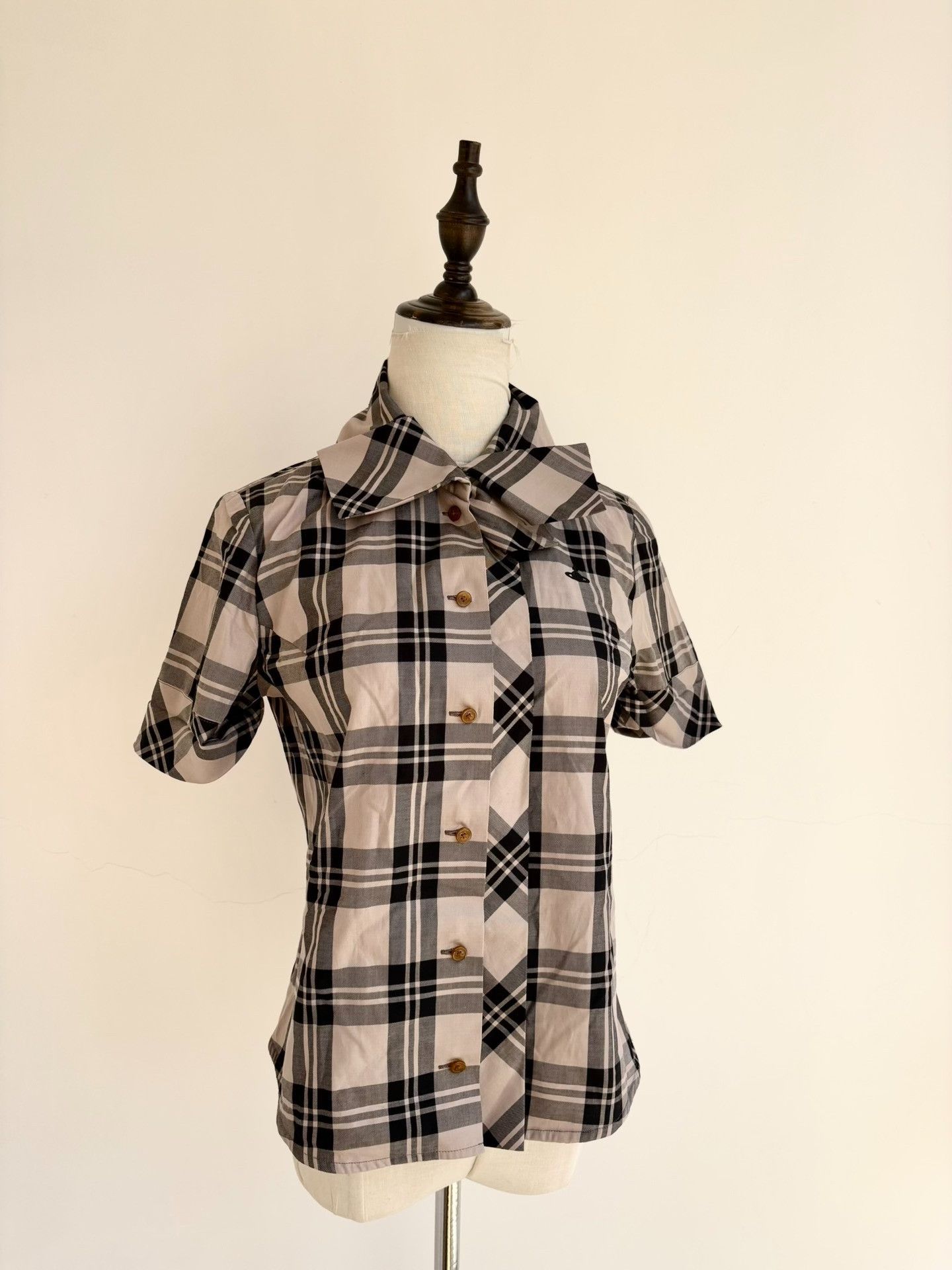 Vivienne Westwood Vivienne Westwood Vintage Beige Plaid Shirt Size M / US 6-8 / IT 42-44 - 1 Thumbnail