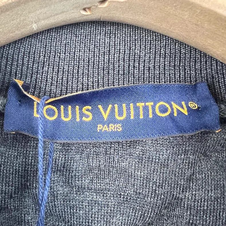 Louis Vuitton Louis Vuitton Grey sheep-wool blend bomber jacket Size US XL / EU 56 / 4 - 4 Thumbnail