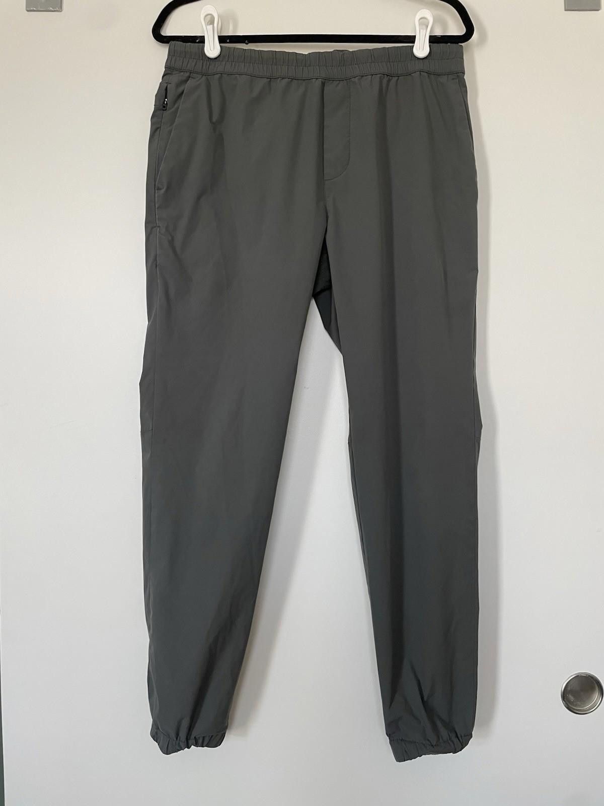 Banana Republic Banana Republic Slim Motion Tech Jogger Steel Gray Medium Size US 32 / EU 48 - 1 Thumbnail