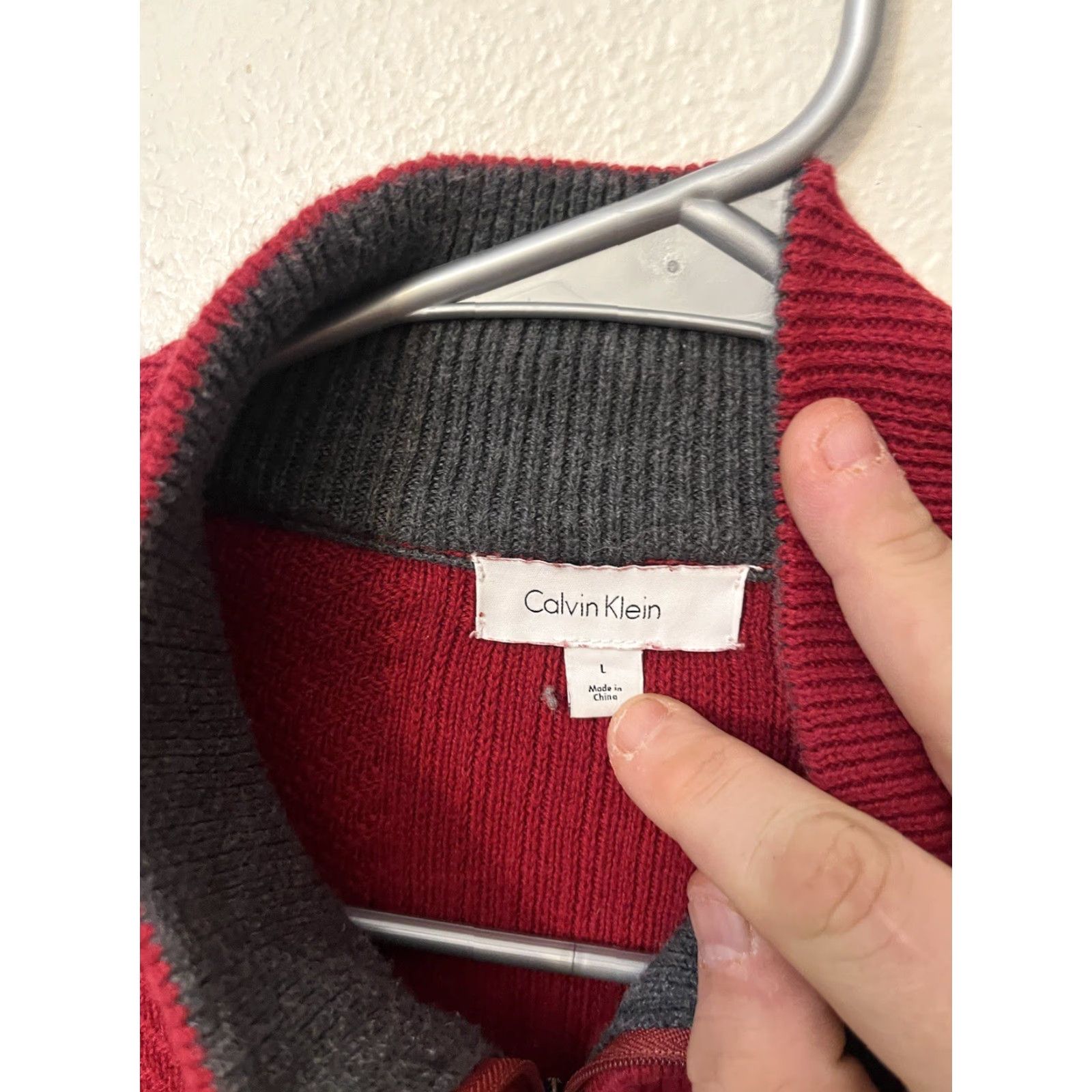 Calvin Klein Calvin Klein Men's Sweater 1/4 Zip Mock Neck Large Red Ribbed Men's Size US L / EU 52-54 / 3 - 2 Thumbnail