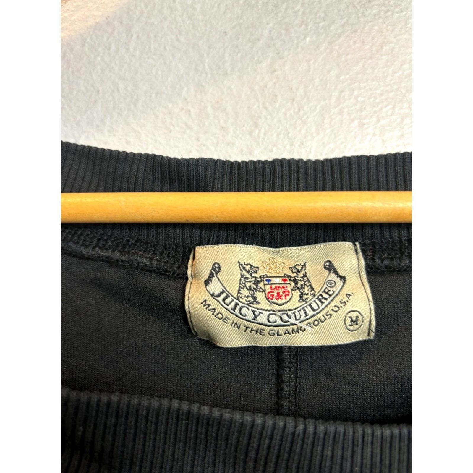 Juicy Couture VINTAGE Juicy Couture Velour Hoodie Pullover Zip Scoop Neck Women's M Black 8/10 Designer Activewear 1990s 2000s Womens Size M / US 6-8 / IT 42-44 - 4 Thumbnail