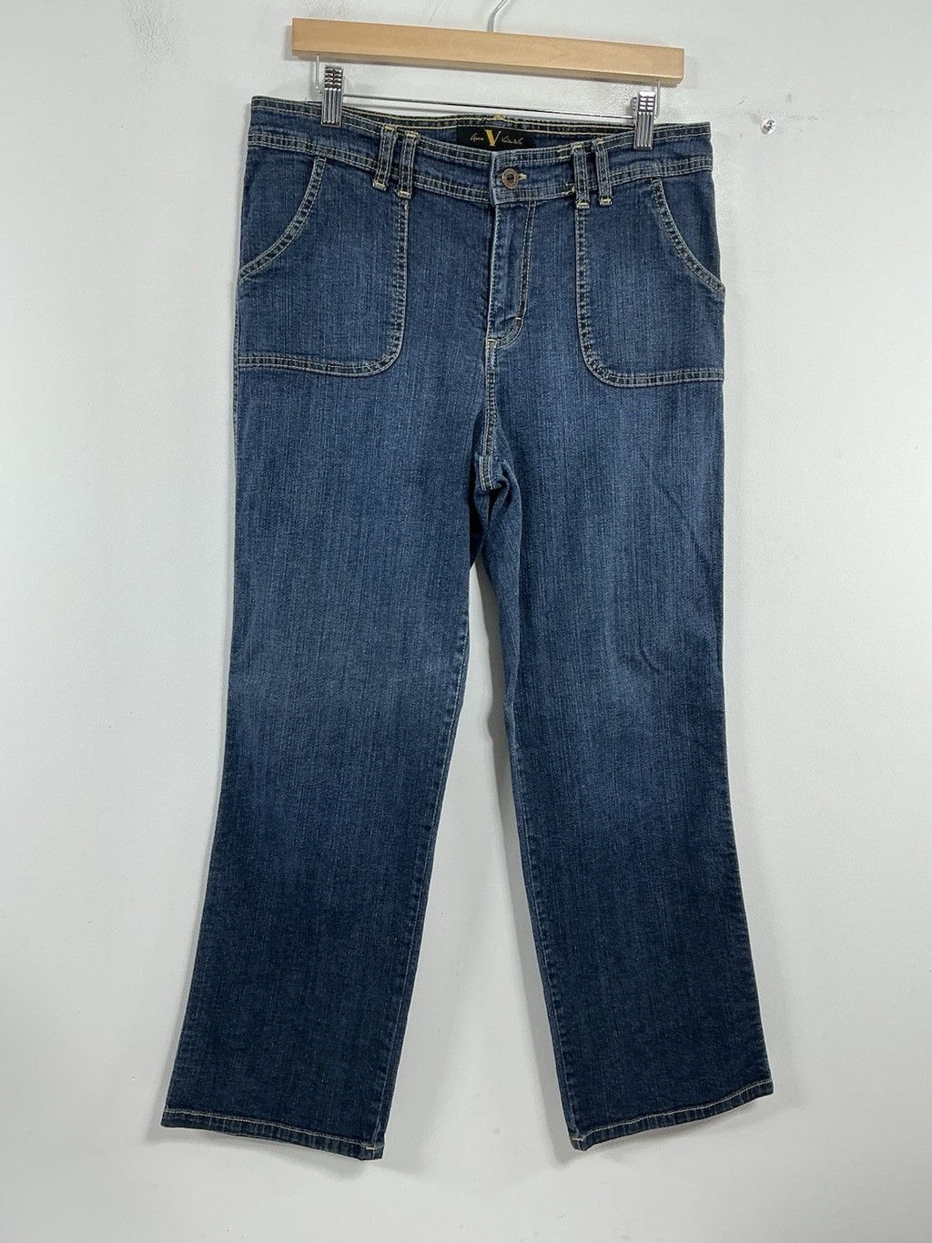 Gloria Vanderbilt Womans Excellent Gloria Vandirbilt Blue Jeans Size 12 P Size 33" - 1 Thumbnail