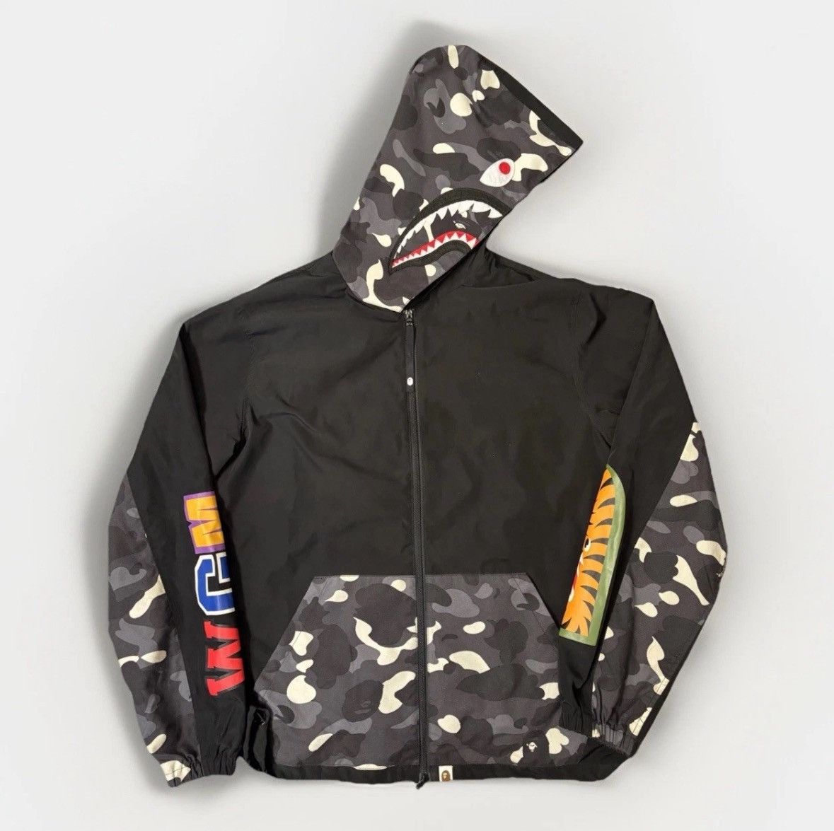 Bape Bape Glow in The Dark City Camo Shark Jacket Size US XL / EU 56 / 4 - 1 Thumbnail