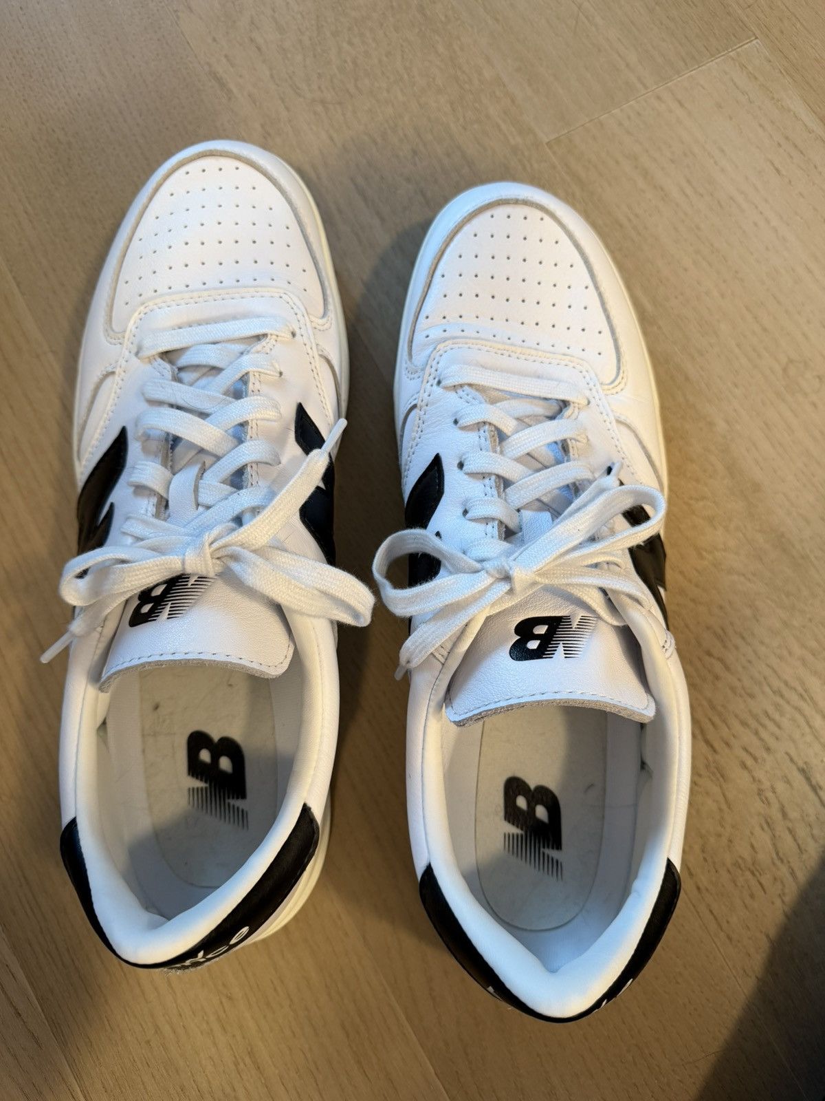 New Balance White and Black T500 Size US 13 / EU 46 - 3 Thumbnail