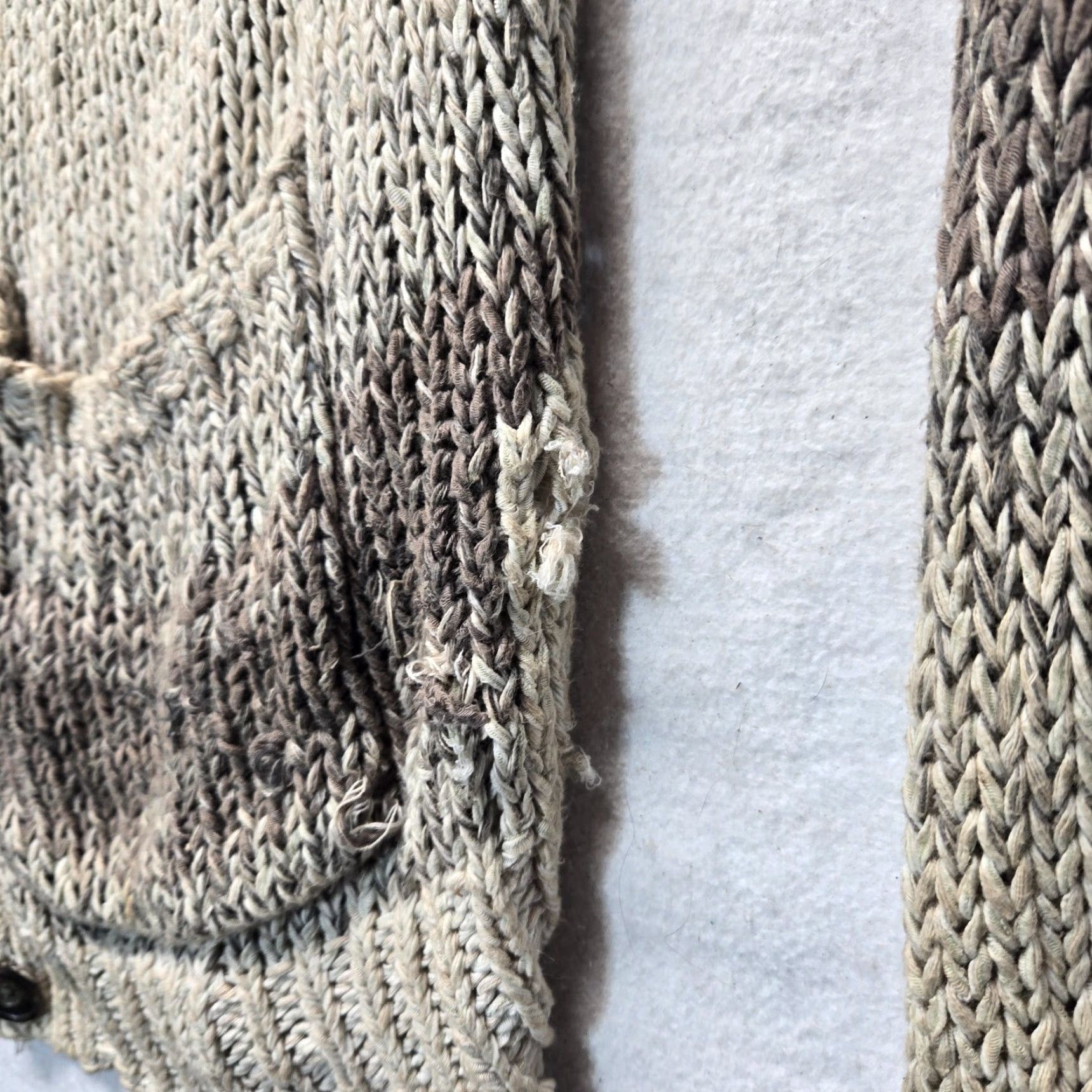 Abercrombie & Fitch VINTAGE Abercrombie & Fitch Women's Cardigan Knit Long Line Button Up XS Brown Sweater 2010s Size XS / US 0-2 / IT 36-38 - 3 Thumbnail