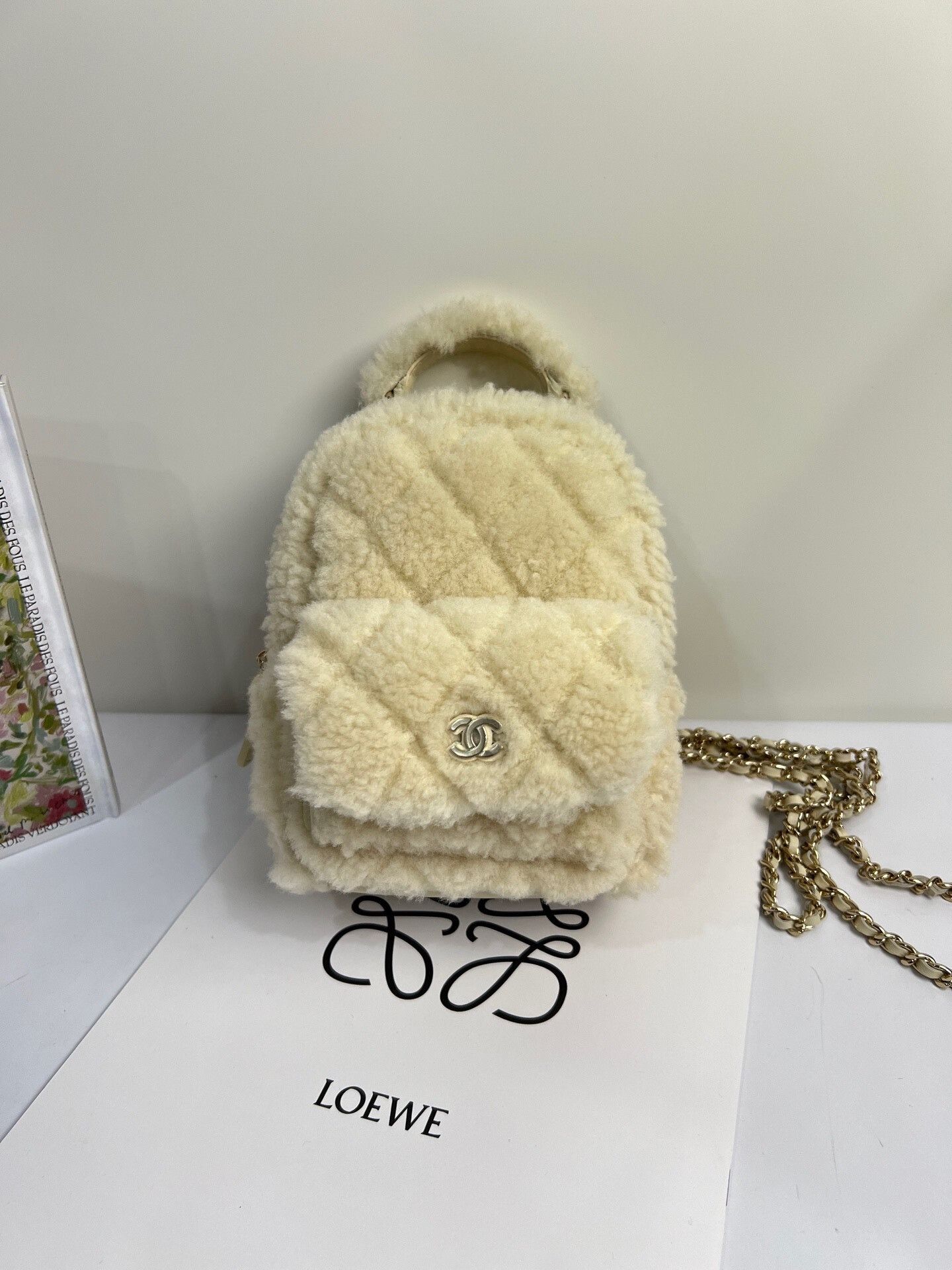 Chanel Pre-loved Bag Very good condition Size ONE SIZE - 1 Thumbnail