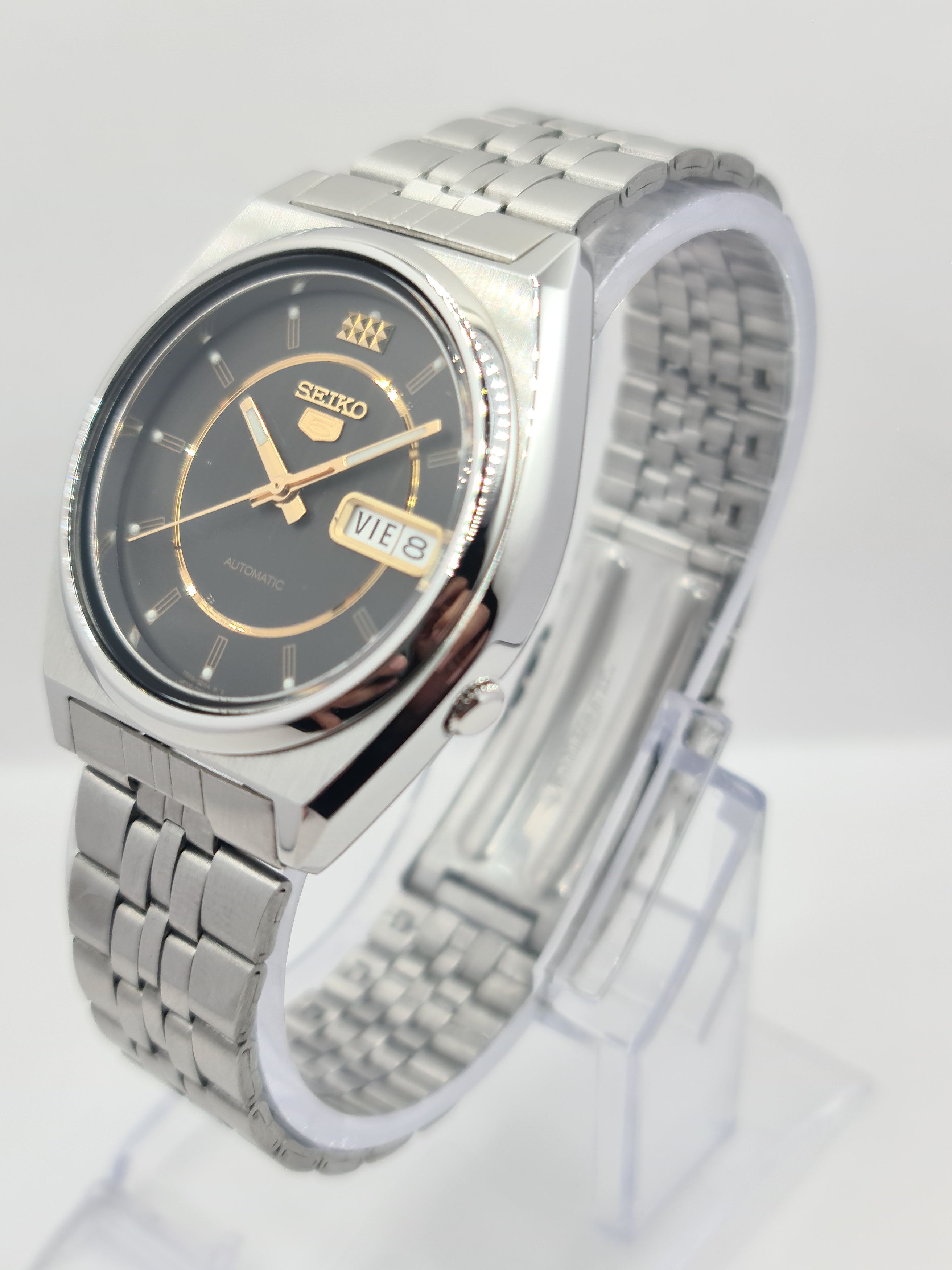 Seiko Seiko 5 Automatic Vintage Wrist Watch Day/Date Japan Size 36 - 1 Thumbnail