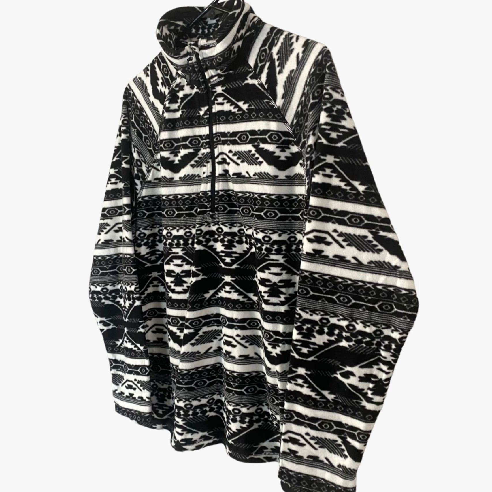 Eddie Bauer VINTAGE Eddie Bauer Ultra Soft Fleece 1/4 Zip Sweater Womens XL Black Aztec Pullover Size XL / US 12-14 / IT 48-50 - 2 Thumbnail