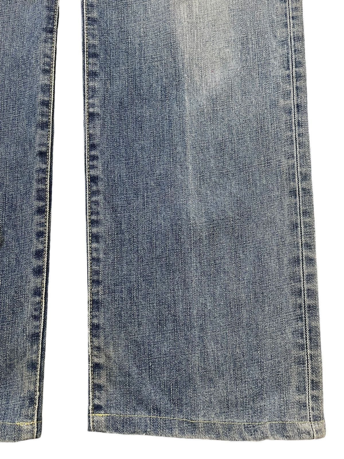 Uniqlo Vintage Japanese Uniqlo Blue Faded Wash Style Loose Jeans Size US 34 / EU 50 - 8 Thumbnail