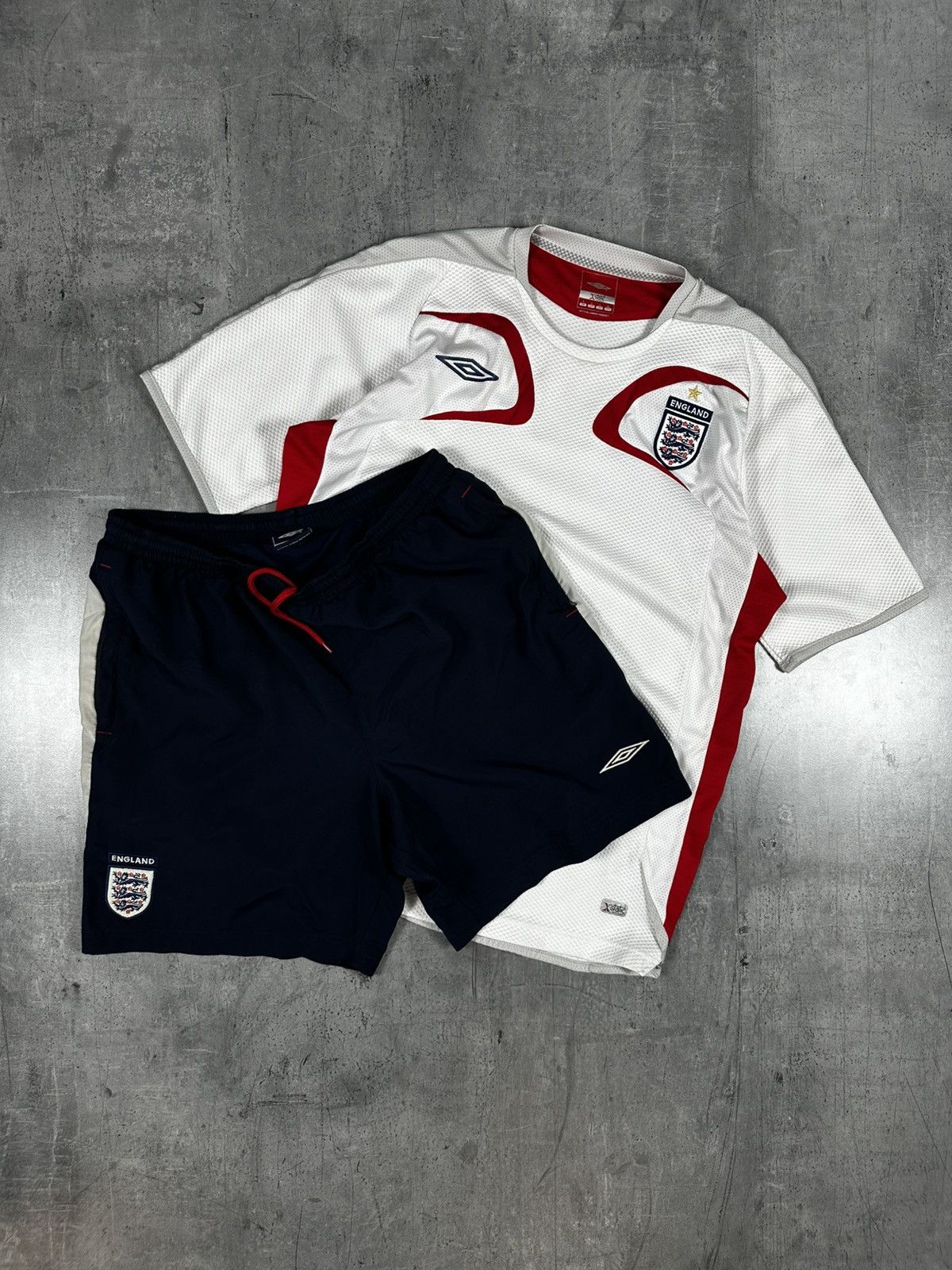 Other Vintage Umbro England 2006 + Shorts rare jersey Size US L / EU 52-54 / 3 - 1 Thumbnail