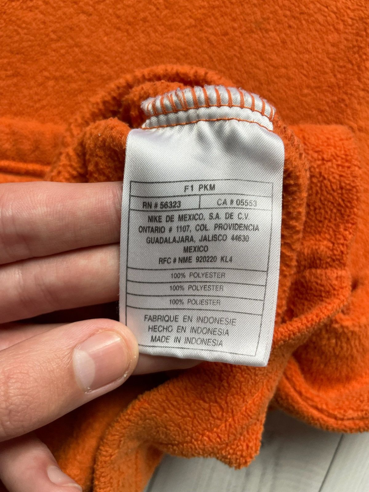 Vintage Vintage Nike Orange fleece hoodie size XL very rare Size US XL / EU 56 / 4 - 5 Thumbnail