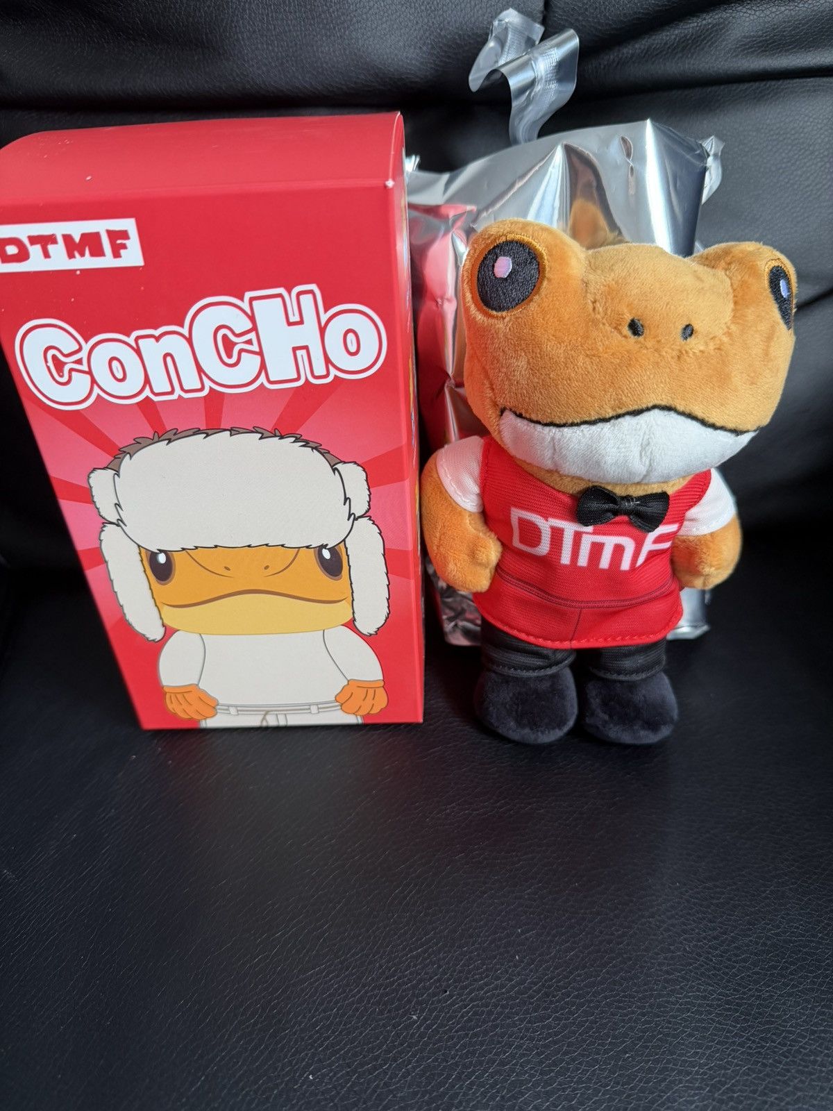 Other Bad Bunny DTMF Mystery Blind Box Sapo Concho Size ONE SIZE - 5 Thumbnail