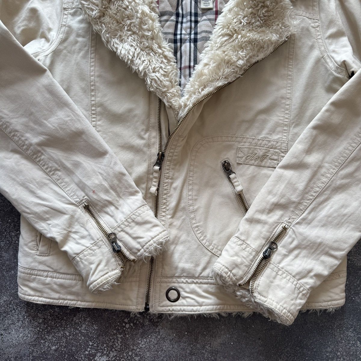 Abercrombie & Fitch Abercrombie & Fitch Vintage Y2K Faux Fur Details Jacket Size L / US 10 / IT 46 - 5 Thumbnail