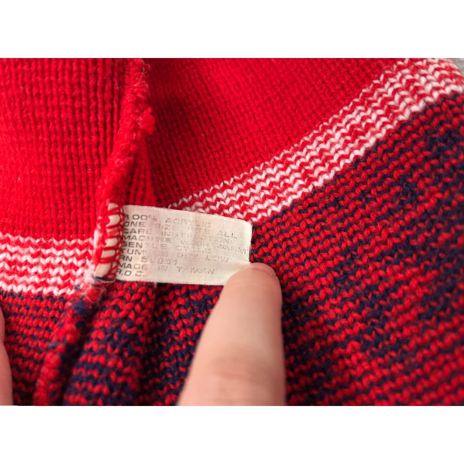 Vintage VINTAGE Beanie Hat Adult One Size Red Knit 100% Acrylic Fair Isle Winter Men Boys Size ONE SIZE - 6 Thumbnail