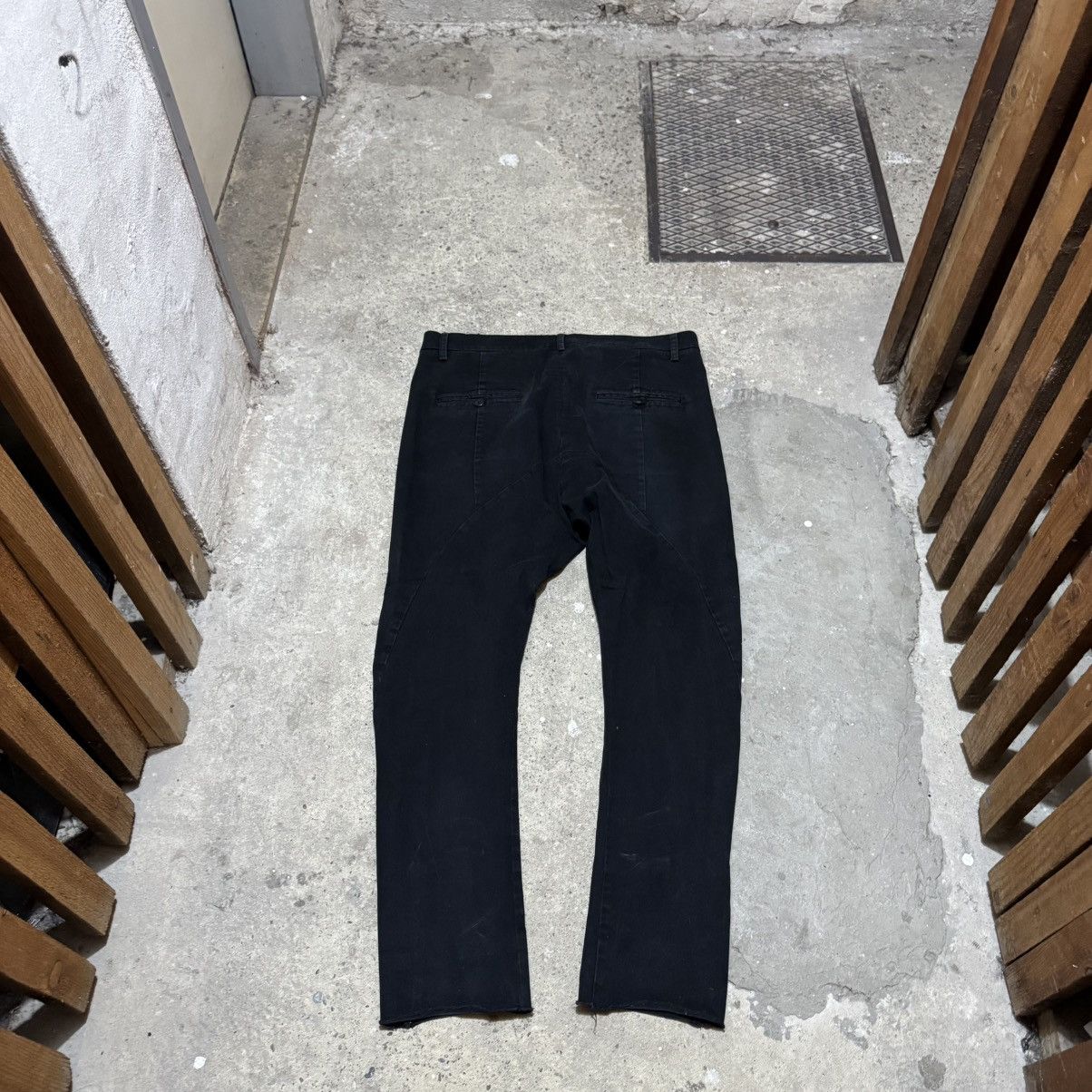Poeme Bohemien Poeme Bohemien black pants fw17/18 Size US 36 / EU 52 - 2 Thumbnail