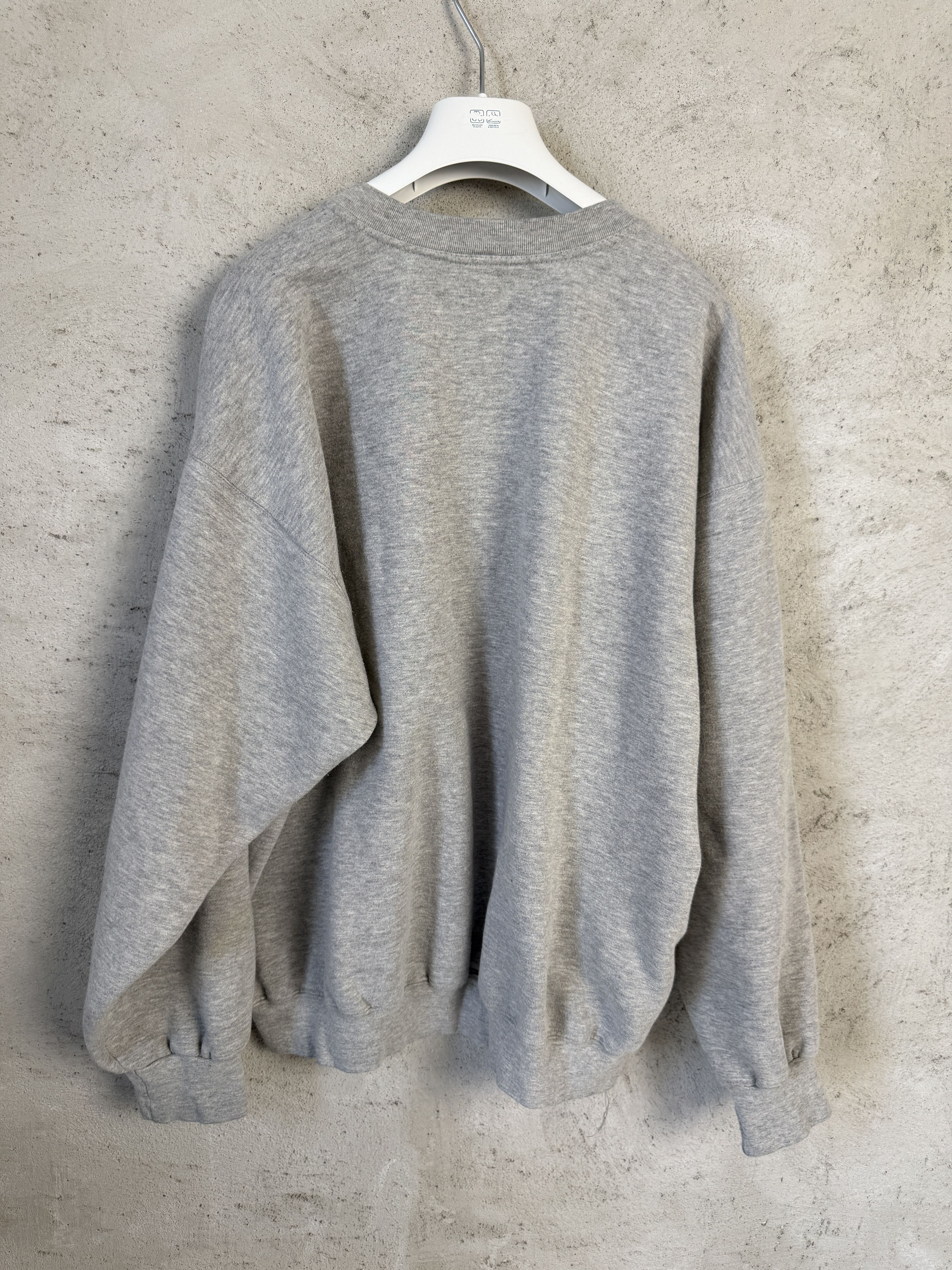 Nike Nike small swoosh sweatshirt crewneck 90s boxy Size US XL / EU 56 / 4 - 5 Thumbnail