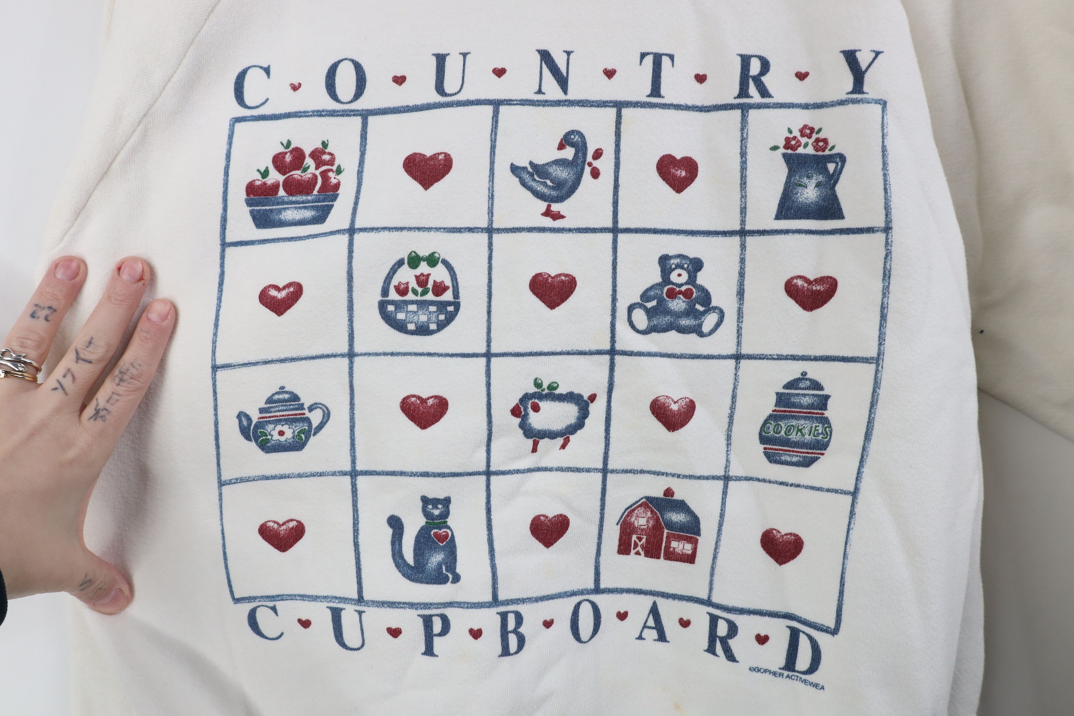 Vintage Vintage 90s Streetwear Cupboard Cat Farm Sweatshirt USA Size XL / US 12-14 / IT 48-50 - 4 Thumbnail