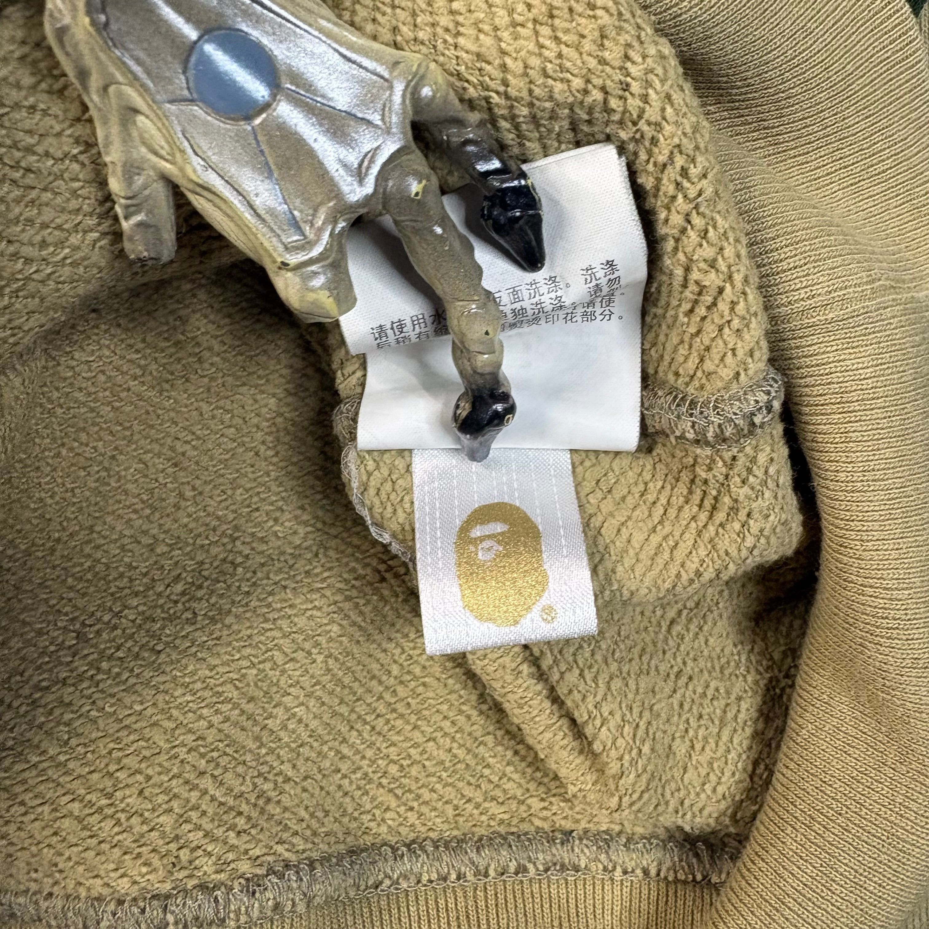 Bape BAPE x Undefeated ABC College Pullover Hoodie Size Large Size US L / EU 52-54 / 3 - 5 Thumbnail