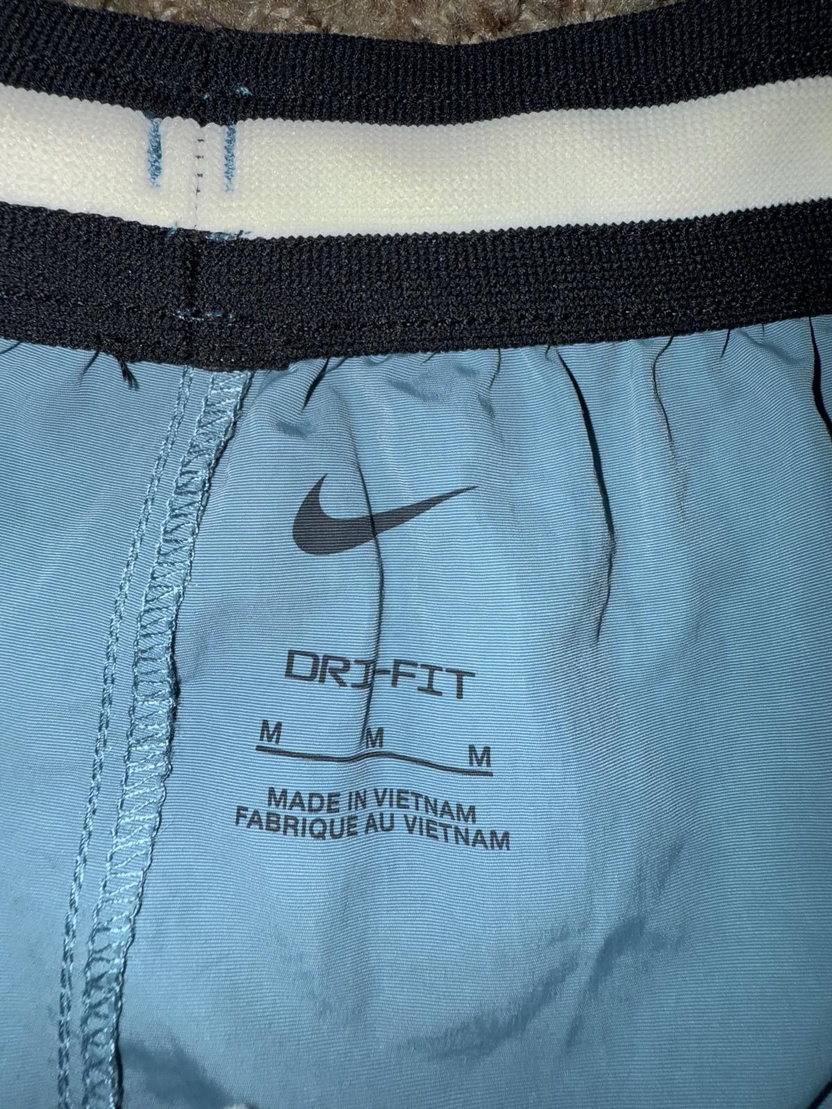 Nike Nike Men's Gym Heritage Dri-FIT Unlined Training 5” Shorts Sample Size US 32 / EU 48 - 4 Thumbnail