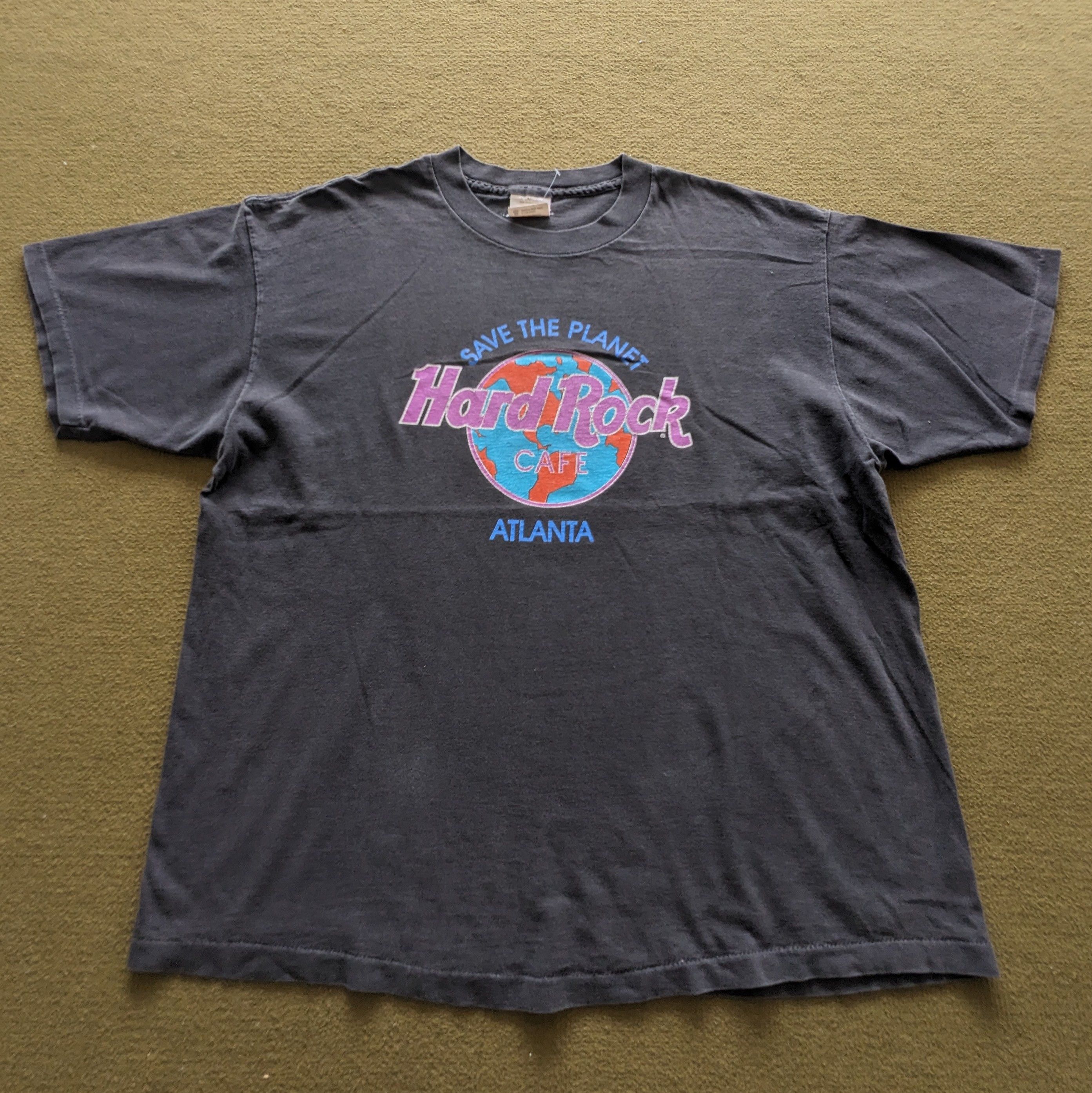 Vintage Vintage 90's HARD ROCK ATLANTA T-shirt Size US XL / EU 56 / 4 - 1 Thumbnail