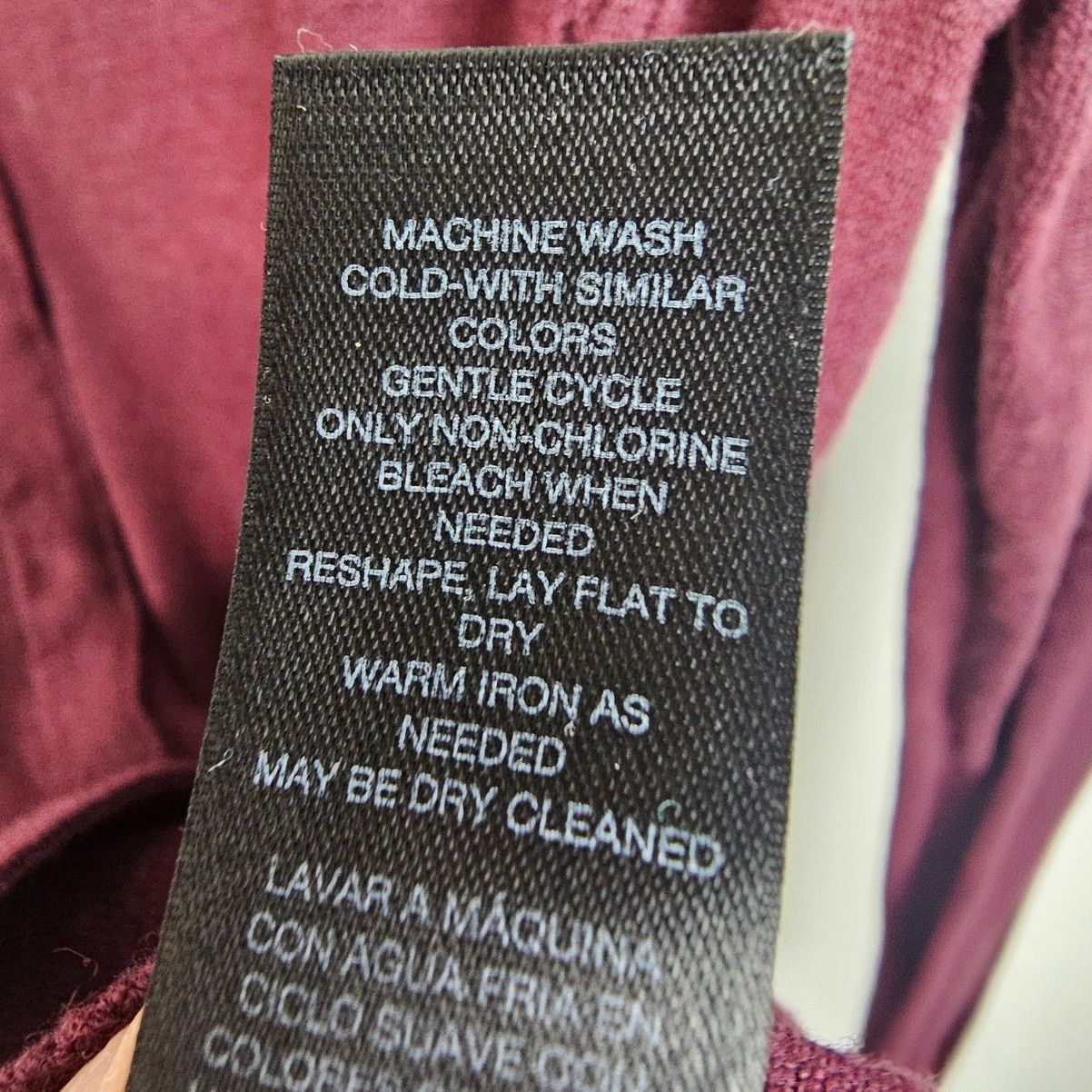 White House Black Market White House Black Market Womens Cashmere Burgundy Cardigan M Size L / US 10 / IT 46 - 8 Thumbnail