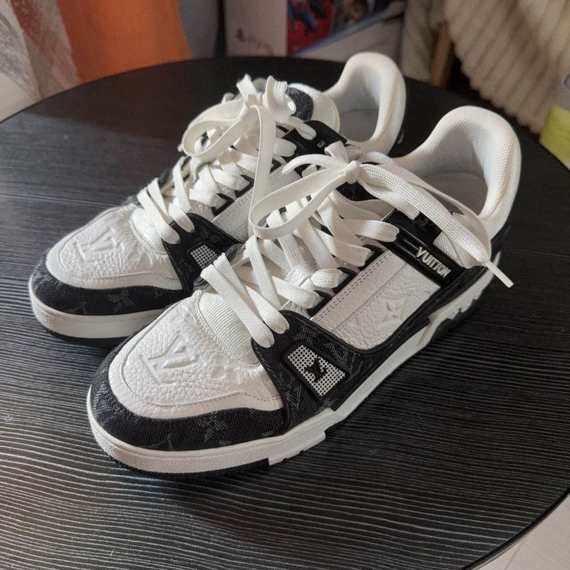 Louis Vuitton Louis Vuitton Panda Print Low-Top Sneakers 0079 Size US 8.5 / EU 41-42 - 1 Thumbnail