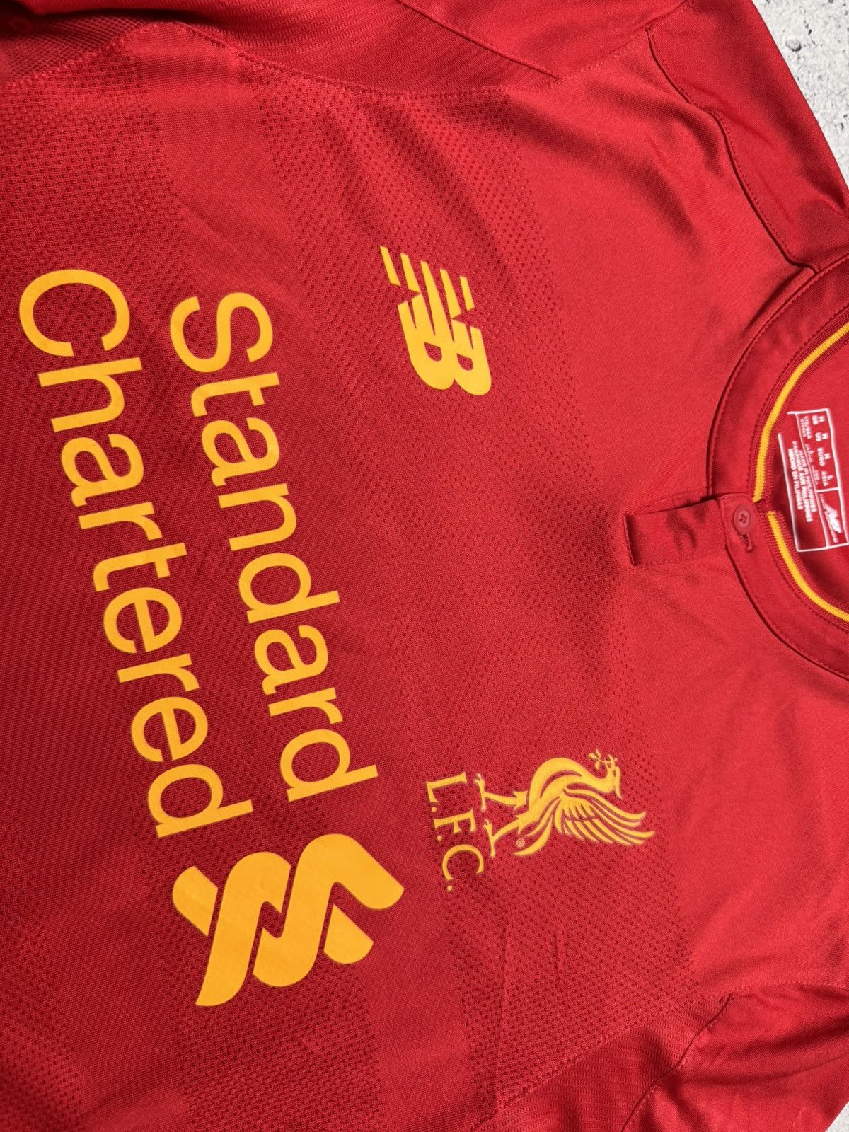 New Balance New Balance FC Liverpool 2016/2017 Vintage Soccer Jersey Size US M / EU 48-50 / 2 - 4 Thumbnail