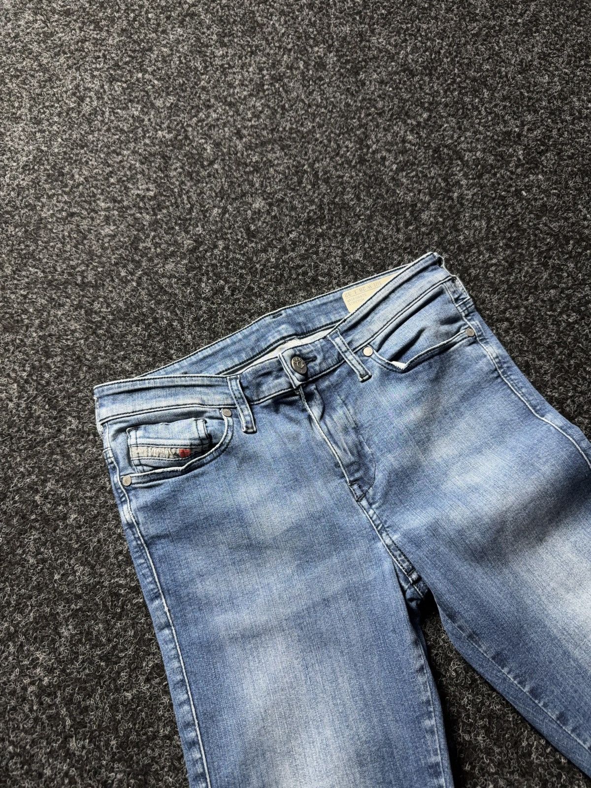 Diesel 00s Luxury Diesel Skinzee Super Skinny Jeans Y2K Low Rise Size 28" / US 6 / IT 42 - 6 Thumbnail