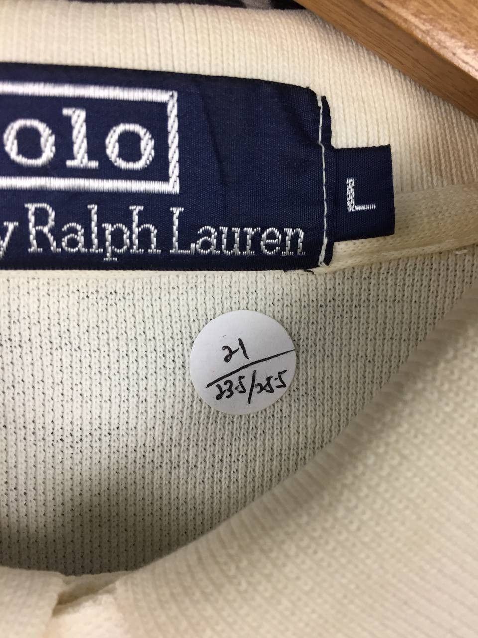 Polo Ralph Lauren Vtg Polo Ralph Lauren Small Logo Cream Pique Polo Shirt Size US L / EU 52-54 / 3 - 11 Thumbnail