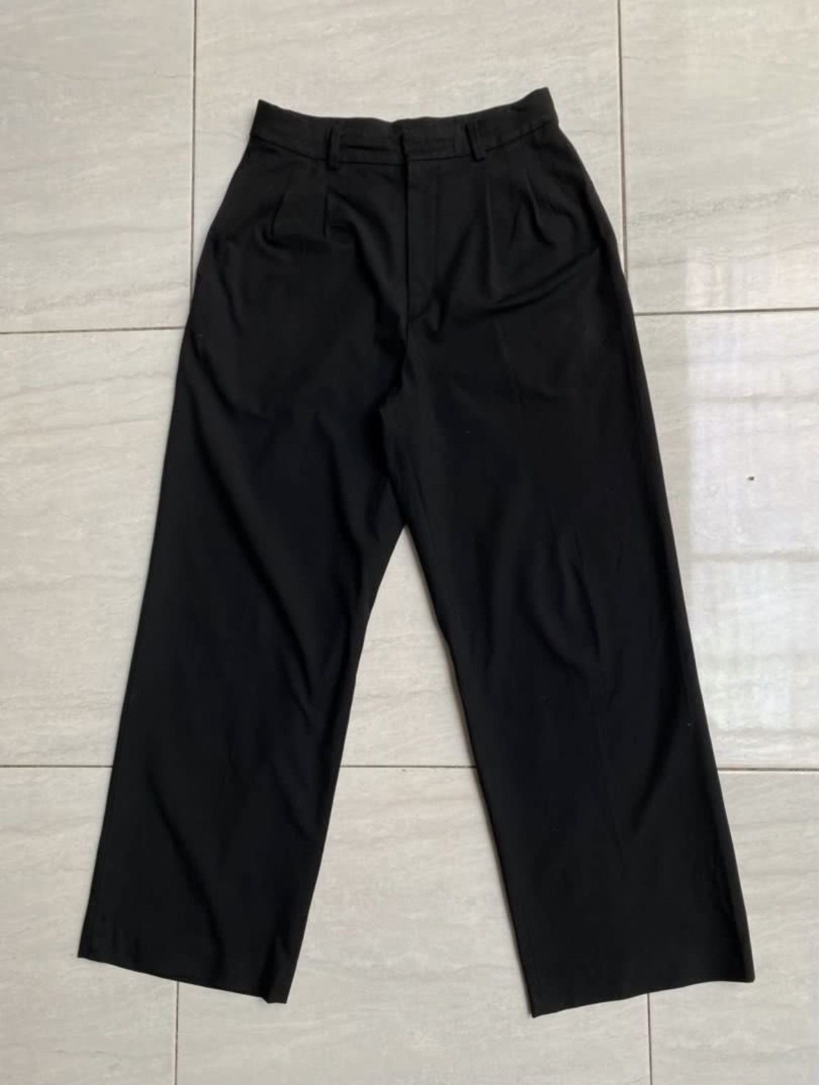 Uniqlo UNIQLO Black Flare Long Pants Size US 26 / EU 42 - 1 Thumbnail