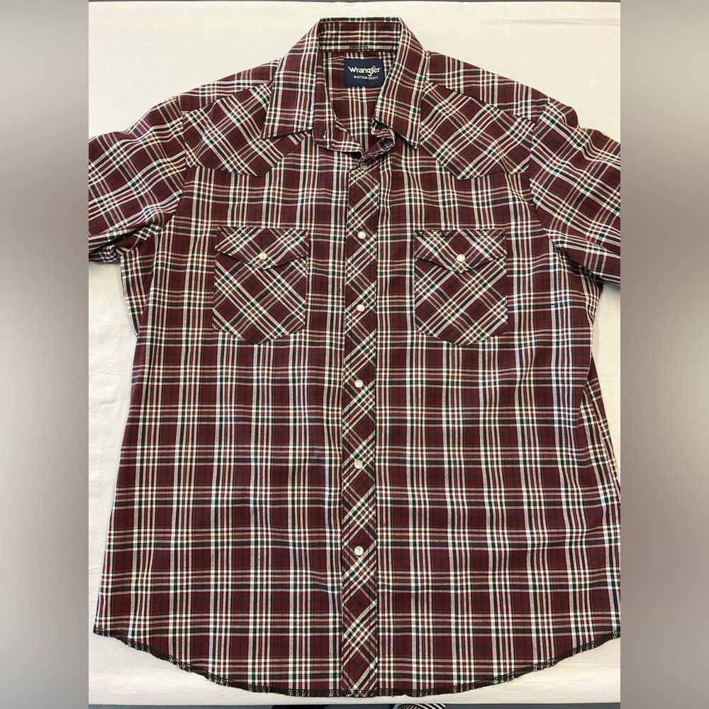 Western Rise × Wrangler Wrangler Western Burgundy Short Sleeve Pearl Snap Shirt Size US L / EU 52-54 / 3 - 8 Thumbnail