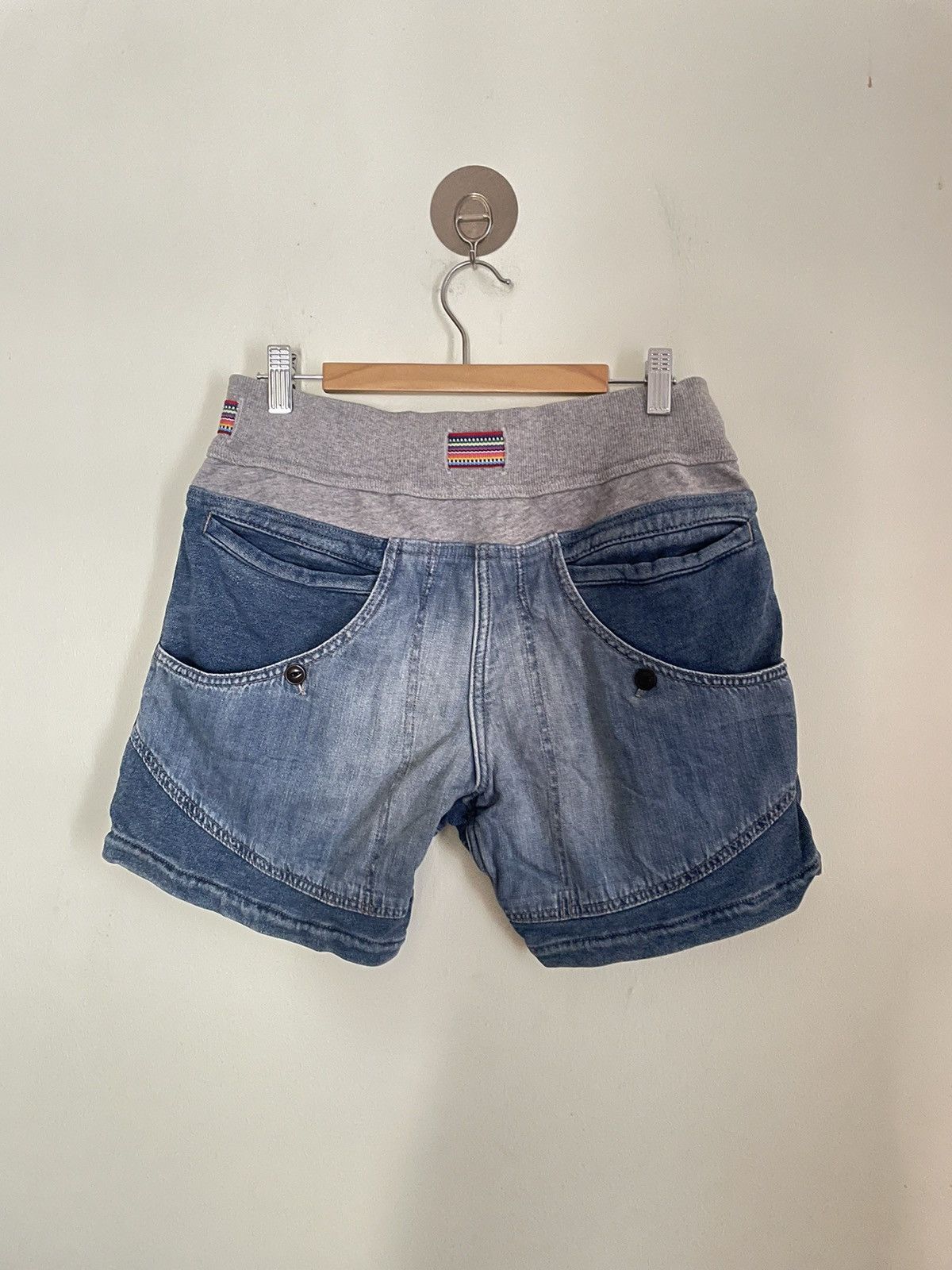 go slow caravan Go Slow Caravan Denim Shorts Size 33" - 2 Thumbnail