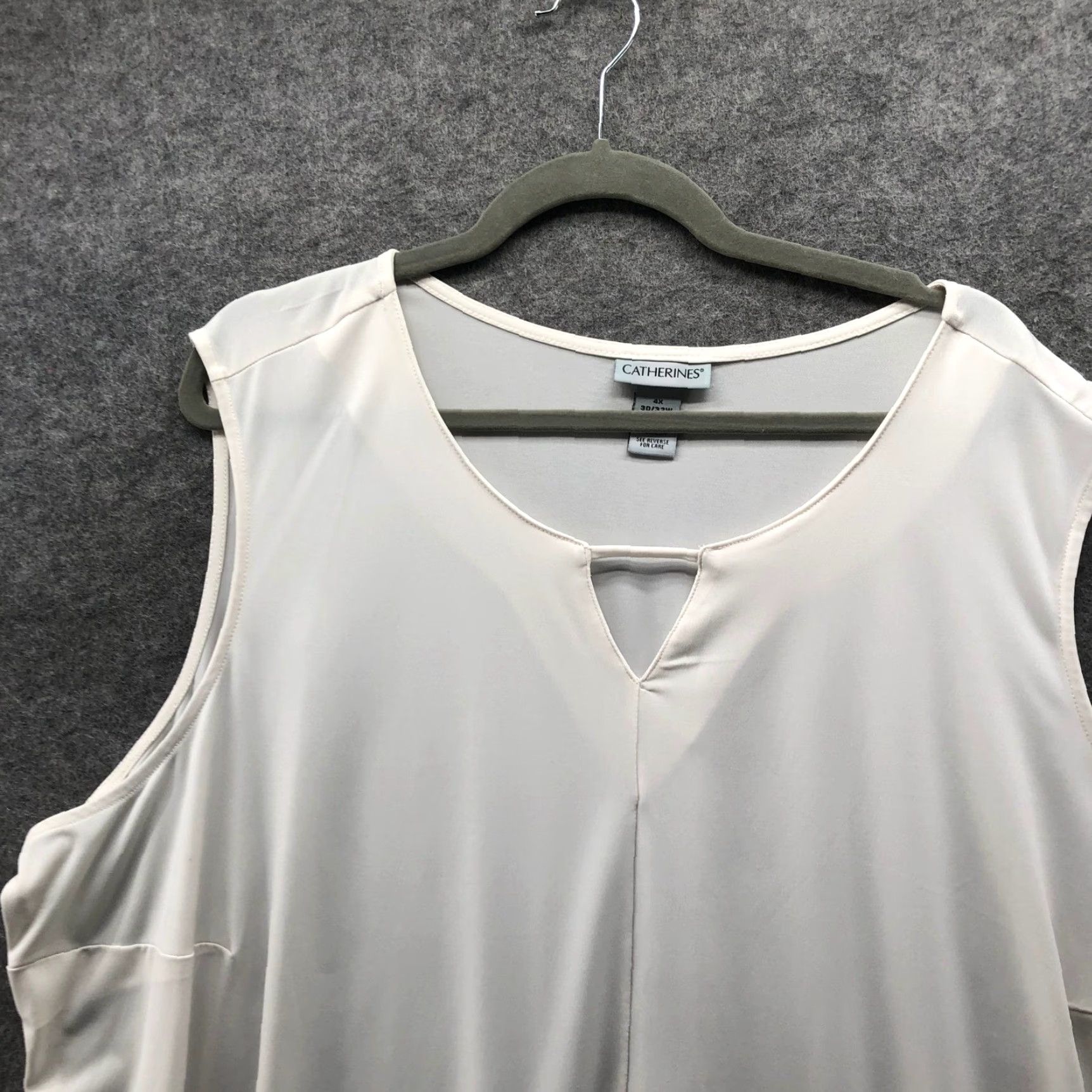 Vintage VINTAGE Catherines White Tank Top Blouse Womens 4X Jersey Knit Sleeveless Top Size XXL / US 16-18 / IT 52-54 - 5 Thumbnail
