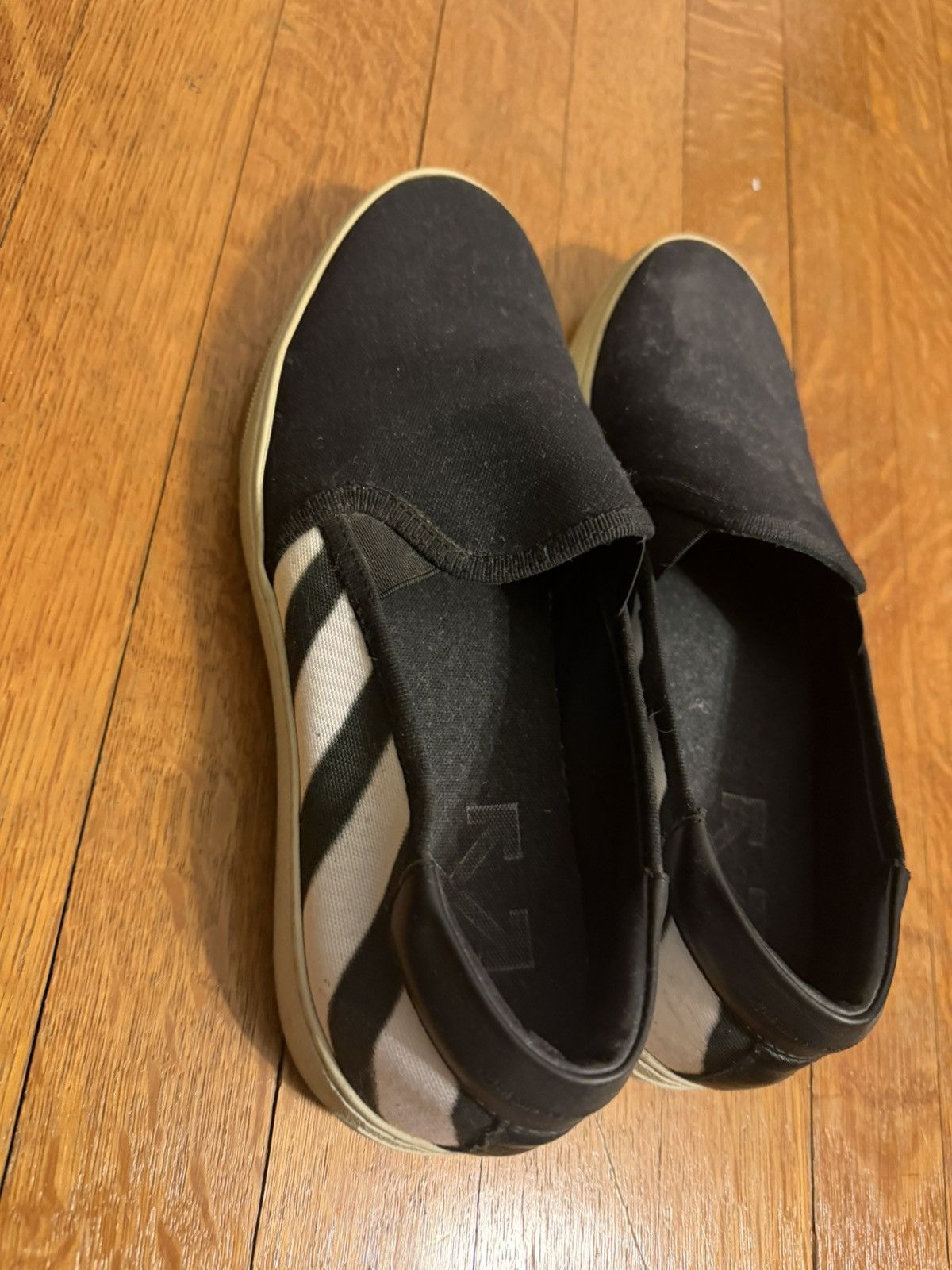 Off-White Off-White Canvas Slip On Size US 6 / EU 39 - 3 Thumbnail