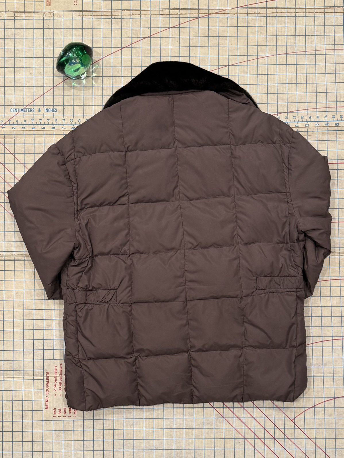 Vintage Vintage Brown Down Puffer Jacker With Brown Collar Fits XL Size US XL / EU 56 / 4 - 6 Thumbnail