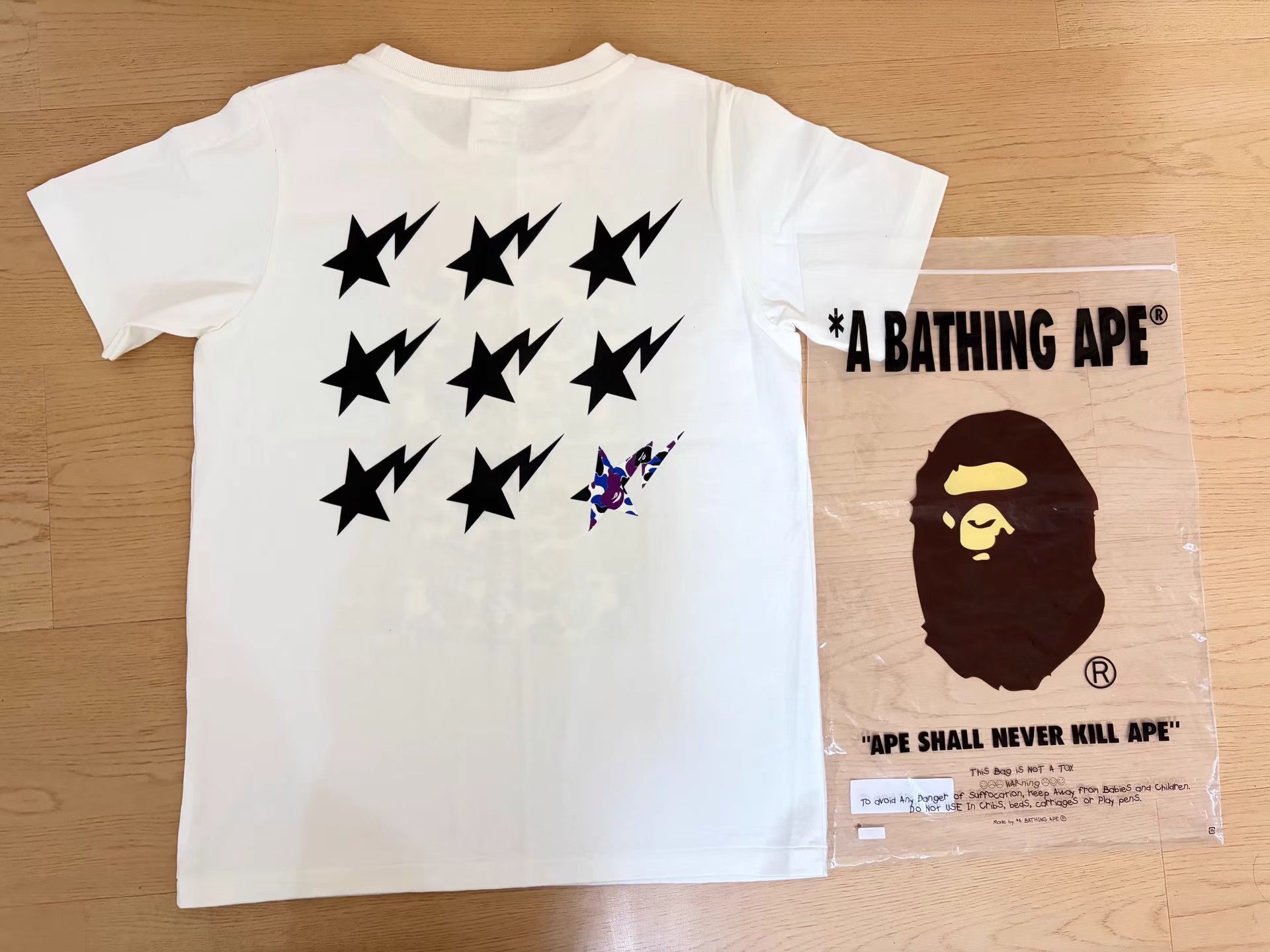 Bape BAPE Causeway Bay 9th Anniversary Short Sleeve Tee Size US S / EU 44-46 / 1 - 2 Thumbnail