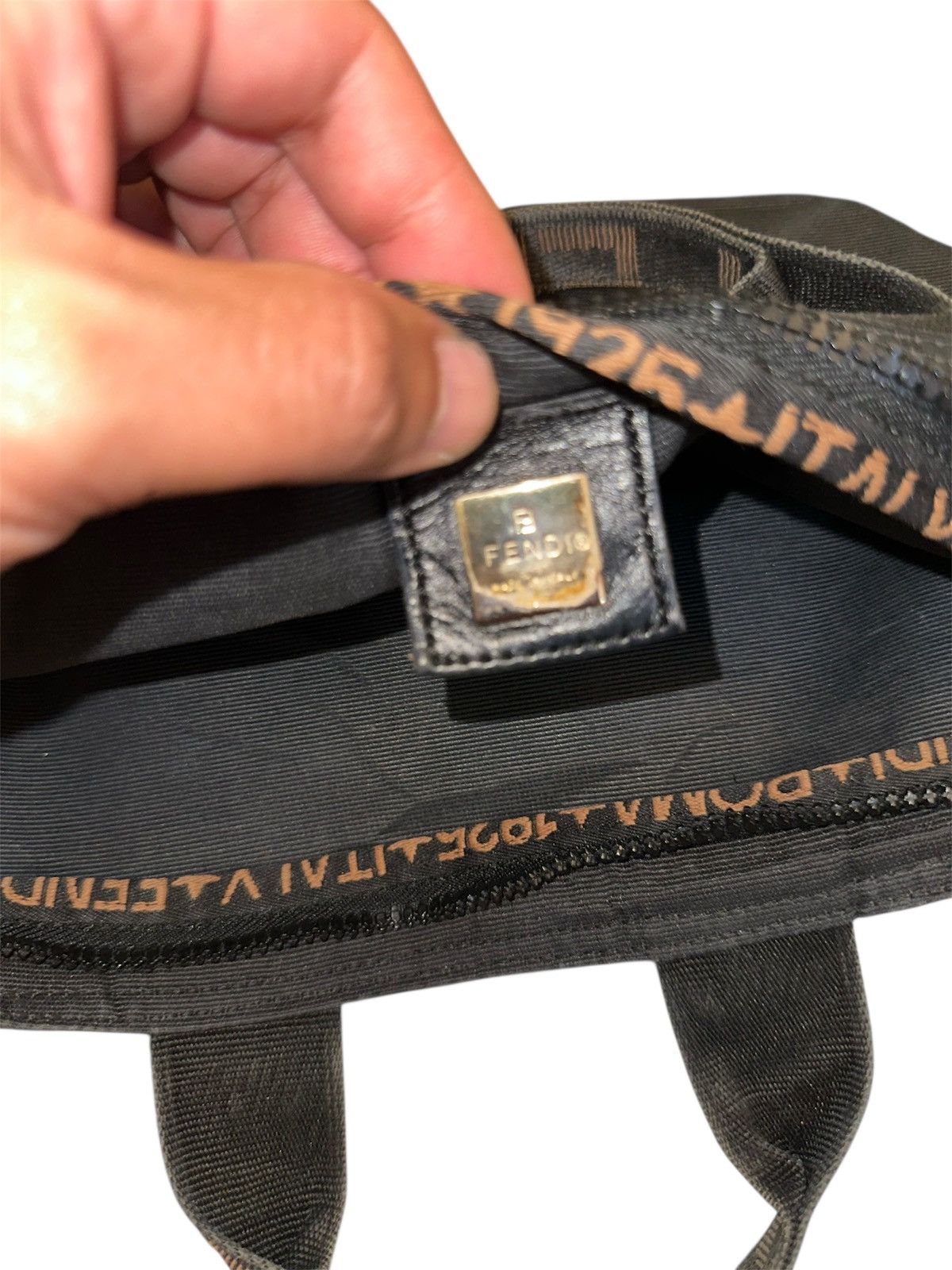 Fendi Vintage hobo Fendi bag Size ONE SIZE - 6 Thumbnail
