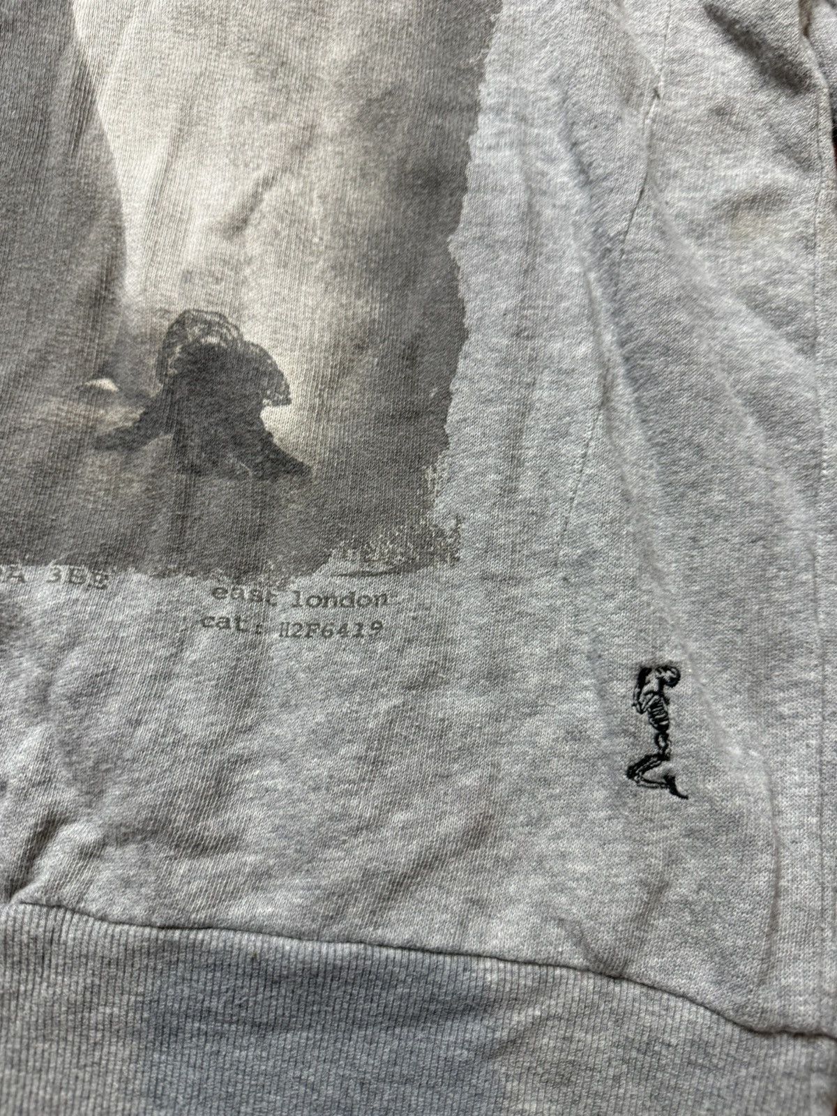 Vintage Vintage Y2K Religion Girl Erotic Embroidered Logo Sweatshirt Size US M / EU 48-50 / 2 - 4 Thumbnail