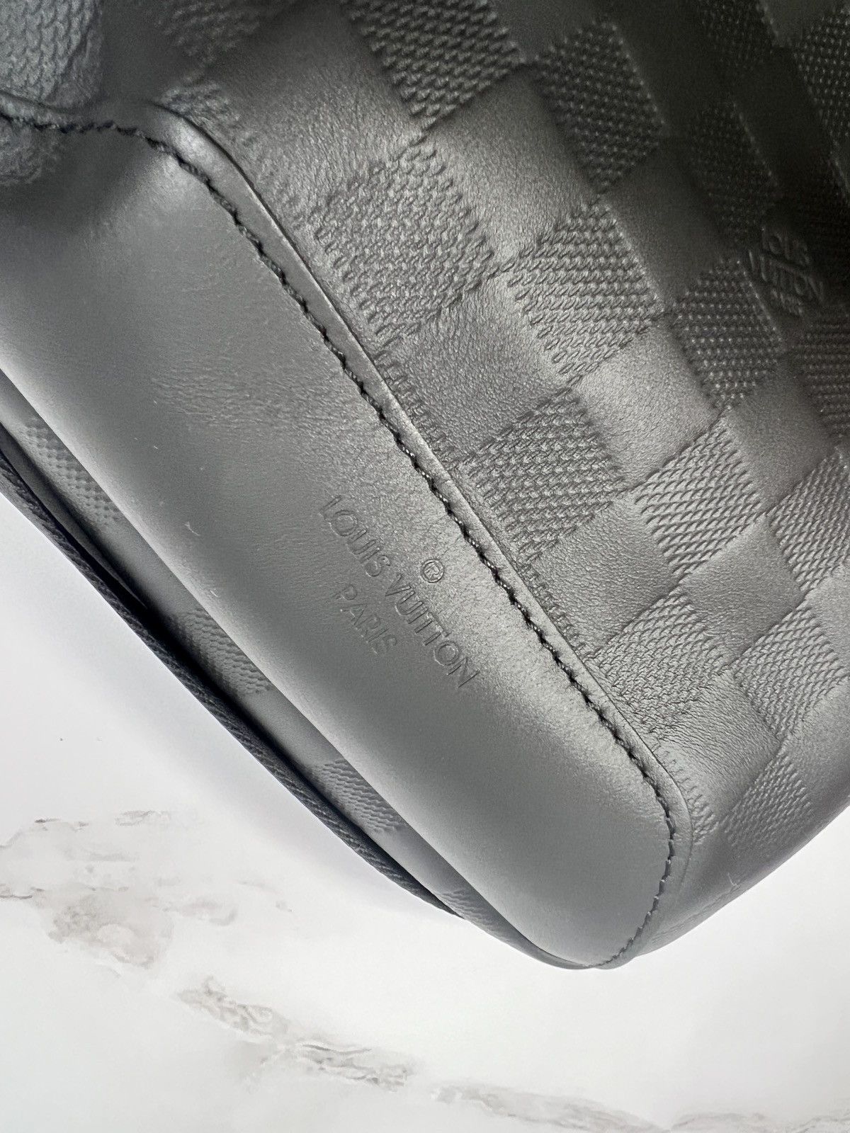 Louis Vuitton LV Louis Vuitton Infini Avenue Slingbag Sling Bag Crossbody Size ONE SIZE - 8 Thumbnail