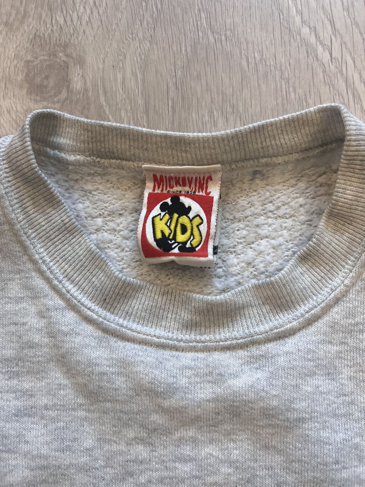 Disney × Vintage Vintage 80s Disneyland Crew Sweatshirt Kids XL Mens Small Size US XS / EU 42 / 0 - 3 Thumbnail