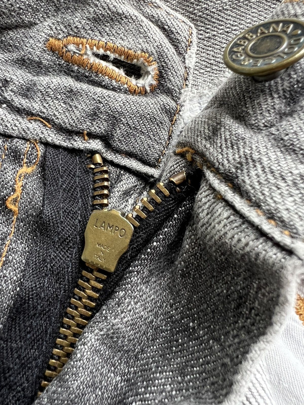 Dolce & Gabbana ARCHIVE D&G Sashiko Boro Runway Damaged Dirty Jeans Denim Size US 32 / EU 48 - 16 Thumbnail