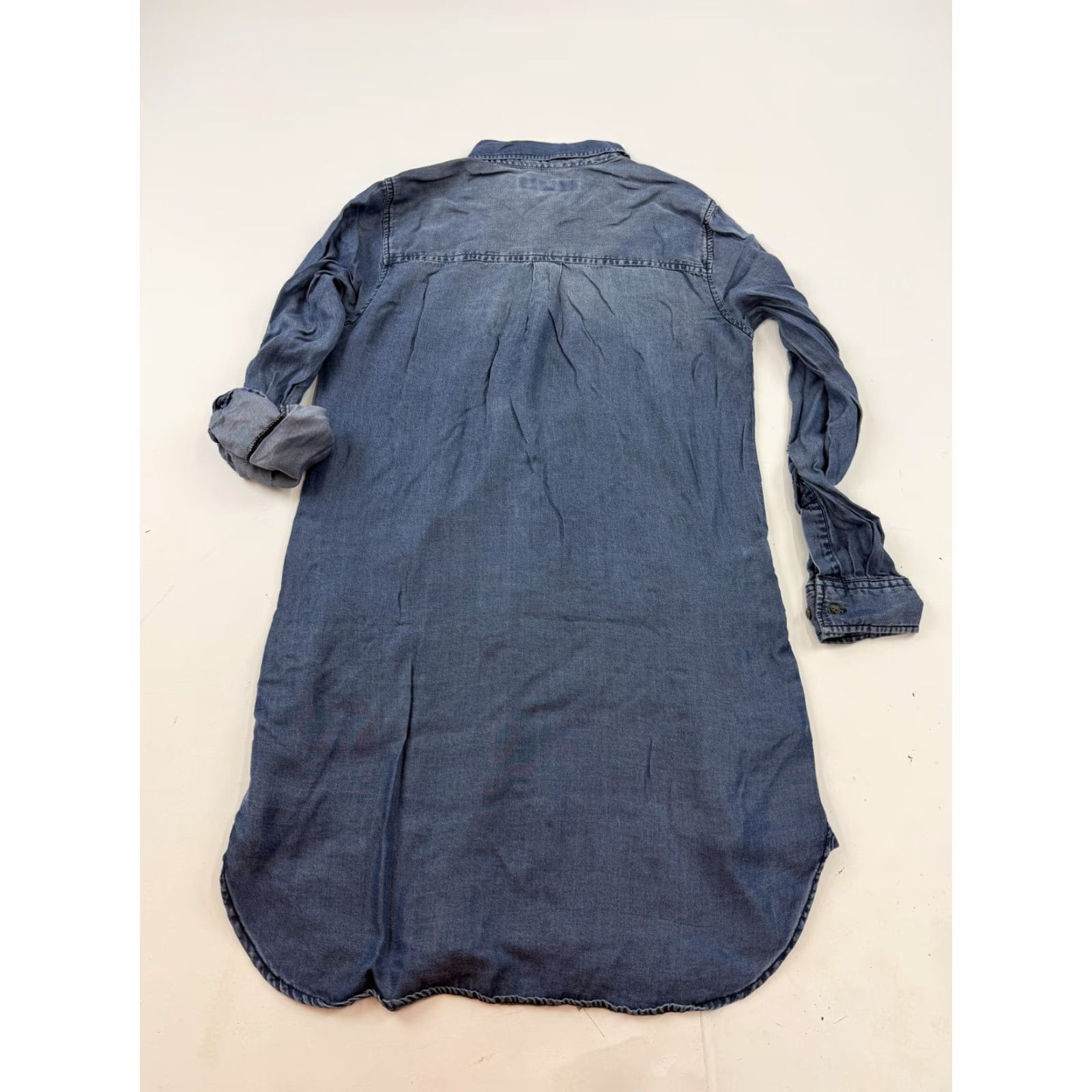 Vintage VINTAGE? No. Thread + Supply Dress Womens Small Blue Chambray Button Front Shirt Pockets Size S / US 4 / IT 40 - 6 Thumbnail