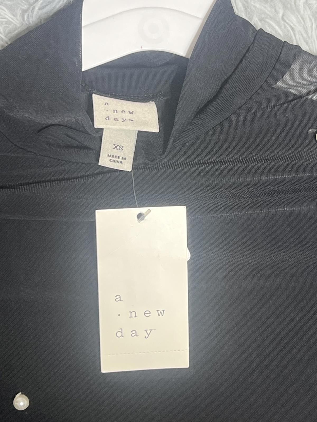 Target Basics A new day Black Long Sleeve Sheer Top with Pearl Size M / US 6-8 / IT 42-44 - 5 Thumbnail
