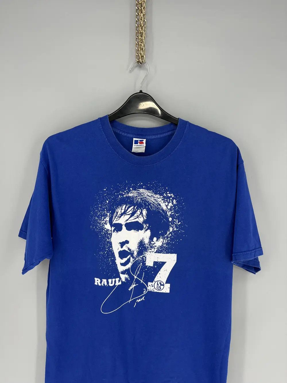Vintage Vintage 2010 Raul Gonzalez Shalke 04 Players Bootleg Tshirt Size US L / EU 52-54 / 3 - 6 Thumbnail