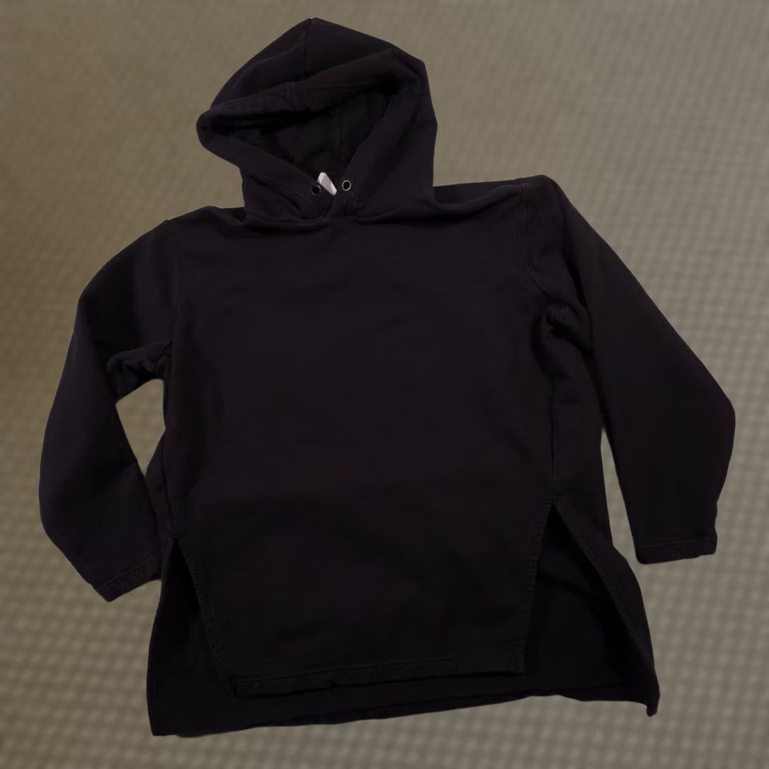 Athleta Athleta Hoodie Womens Medium Black Long Tunic Sweatshirt Side Slit Pullover Size M / US 6-8 / IT 42-44 - 1 Thumbnail