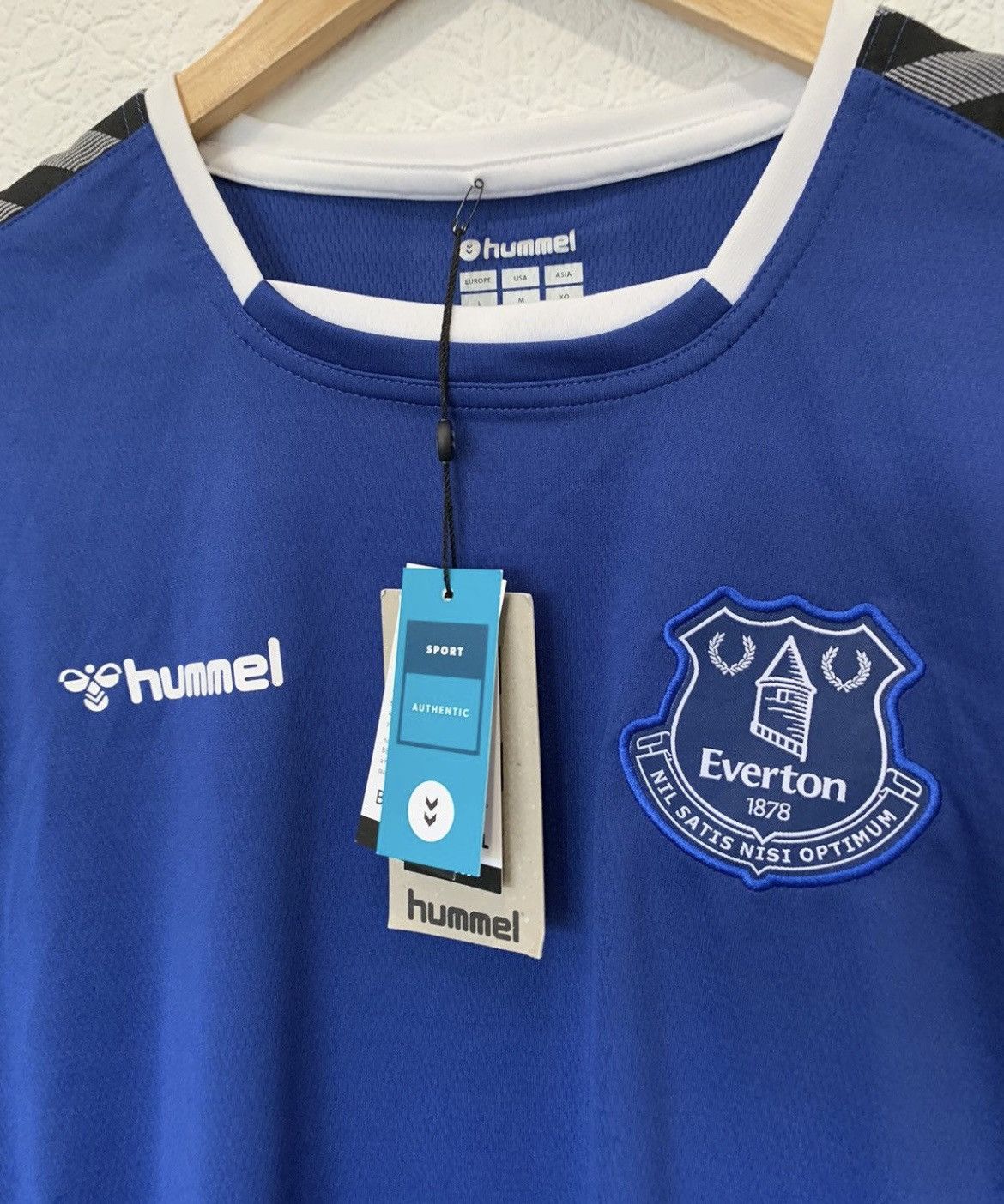 Hummel Hummel Everton Women Suit Soccer Jersey Shorts Size L / US 10 / IT 46 - 3 Thumbnail