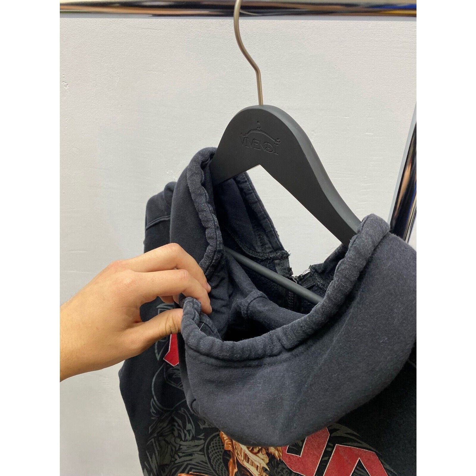 AC/DC × Vintage AC/DC Black Ice 2000s Zip Up Hoodie Promo Album Faded XL Size US XL / EU 56 / 4 - 21 Thumbnail